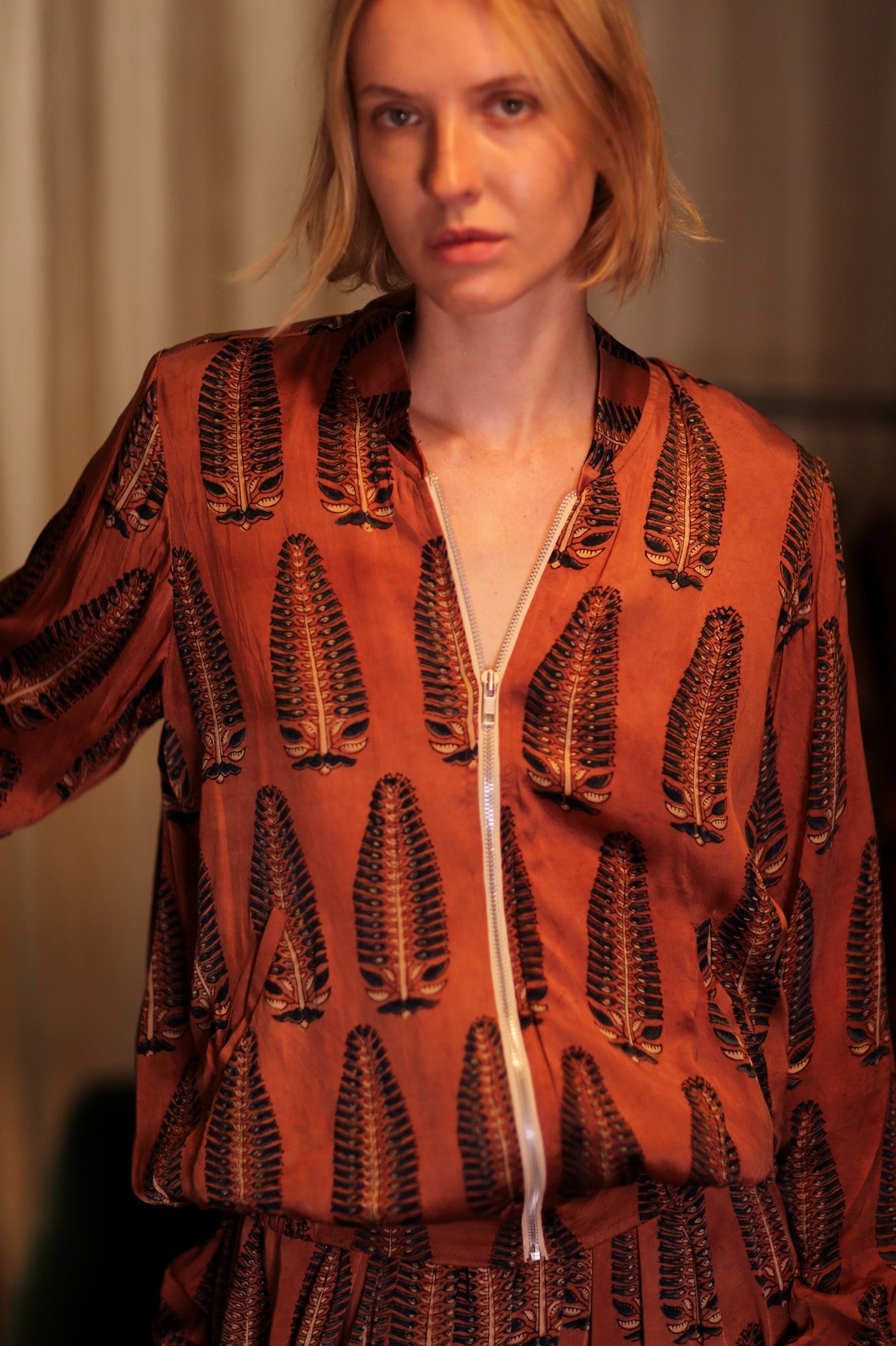 SILK BOMBER JACKET ANCHA BROWN LEAFES