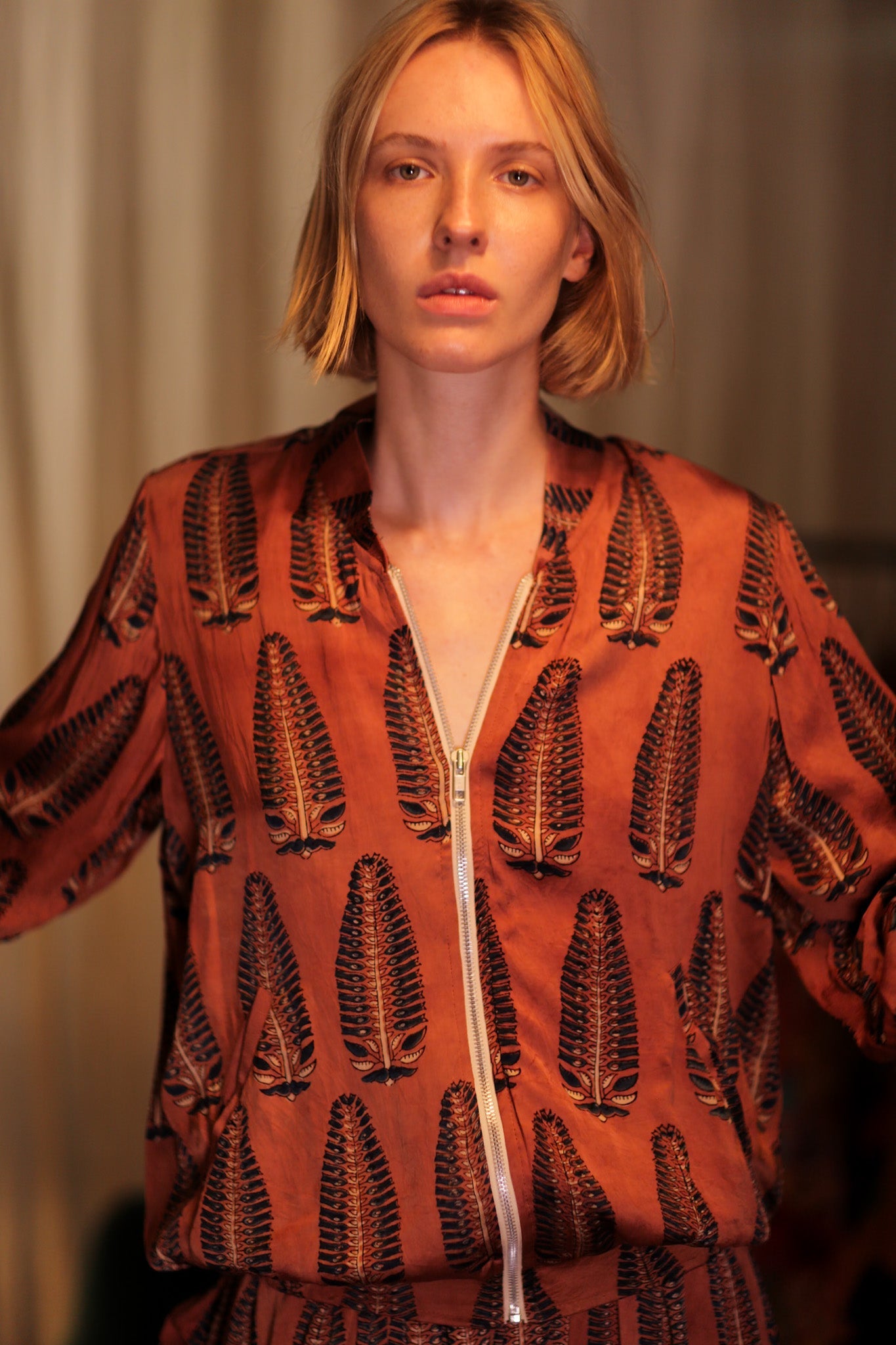 SILK BOMBER JACKET ANCHA BROWN LEAFES