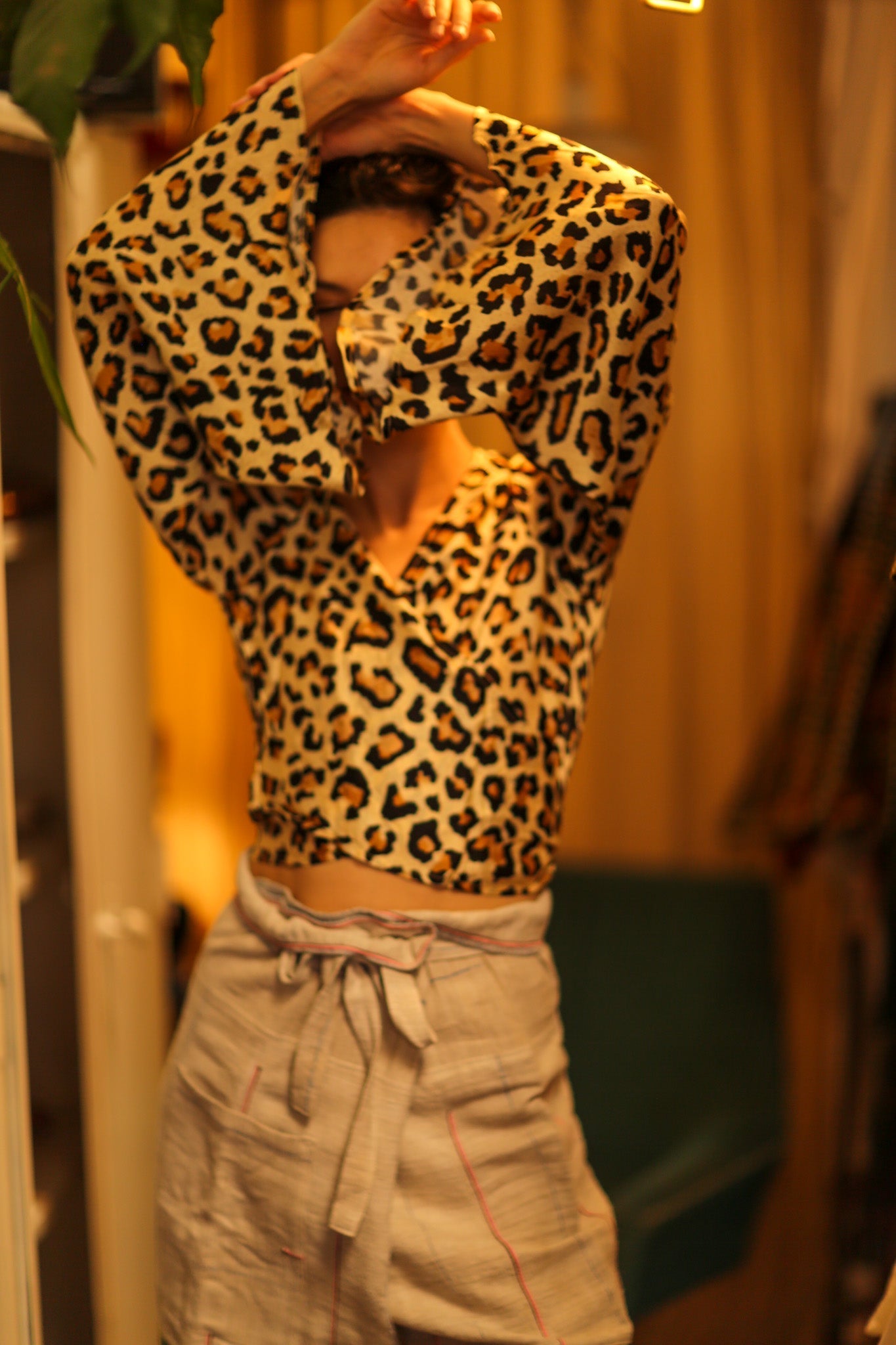 SILK WRAP TOP AURELIA LIGHT LEOPARD