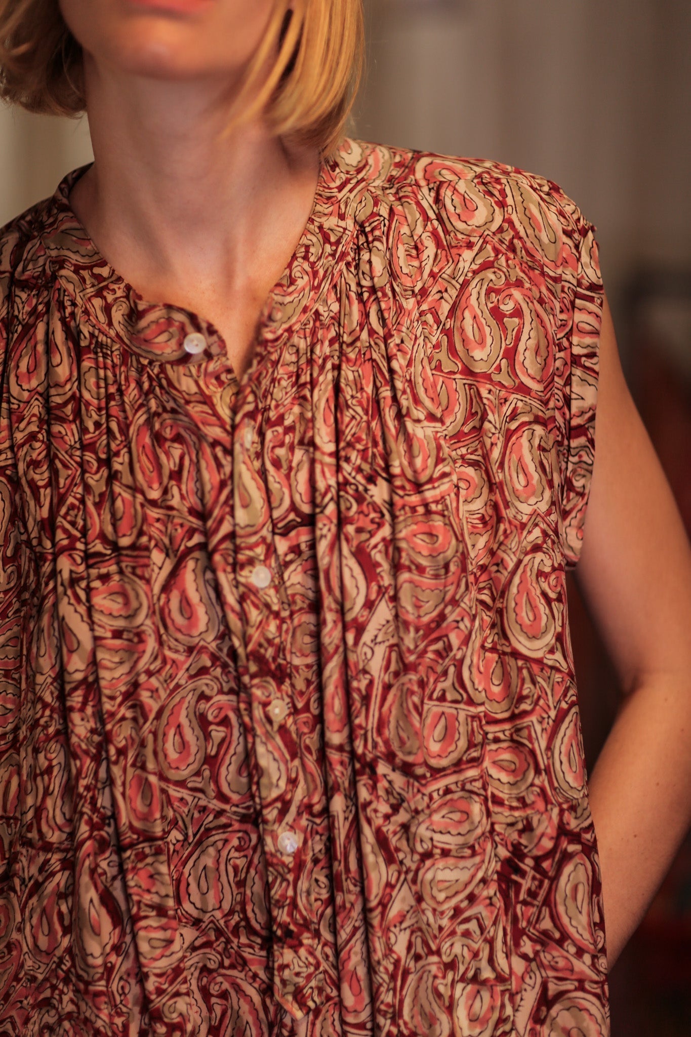 MARY SILK DRESS PAISLEY RED