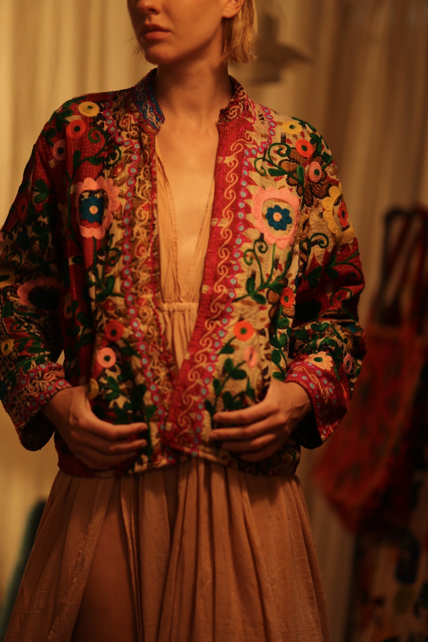 JACKET INGRID FLOWERS EMBROIDERED