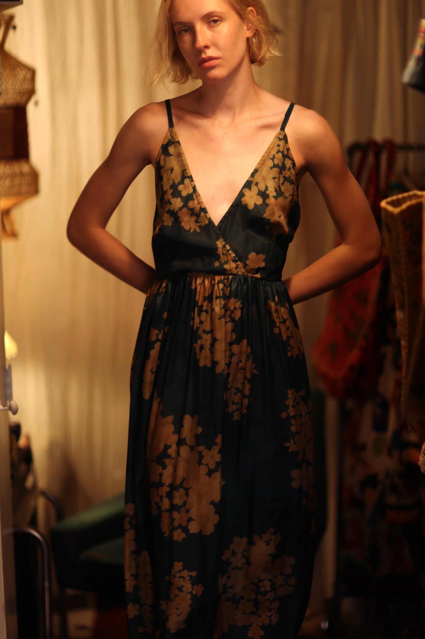LILY DRESS GOLDEN BOUQUET
