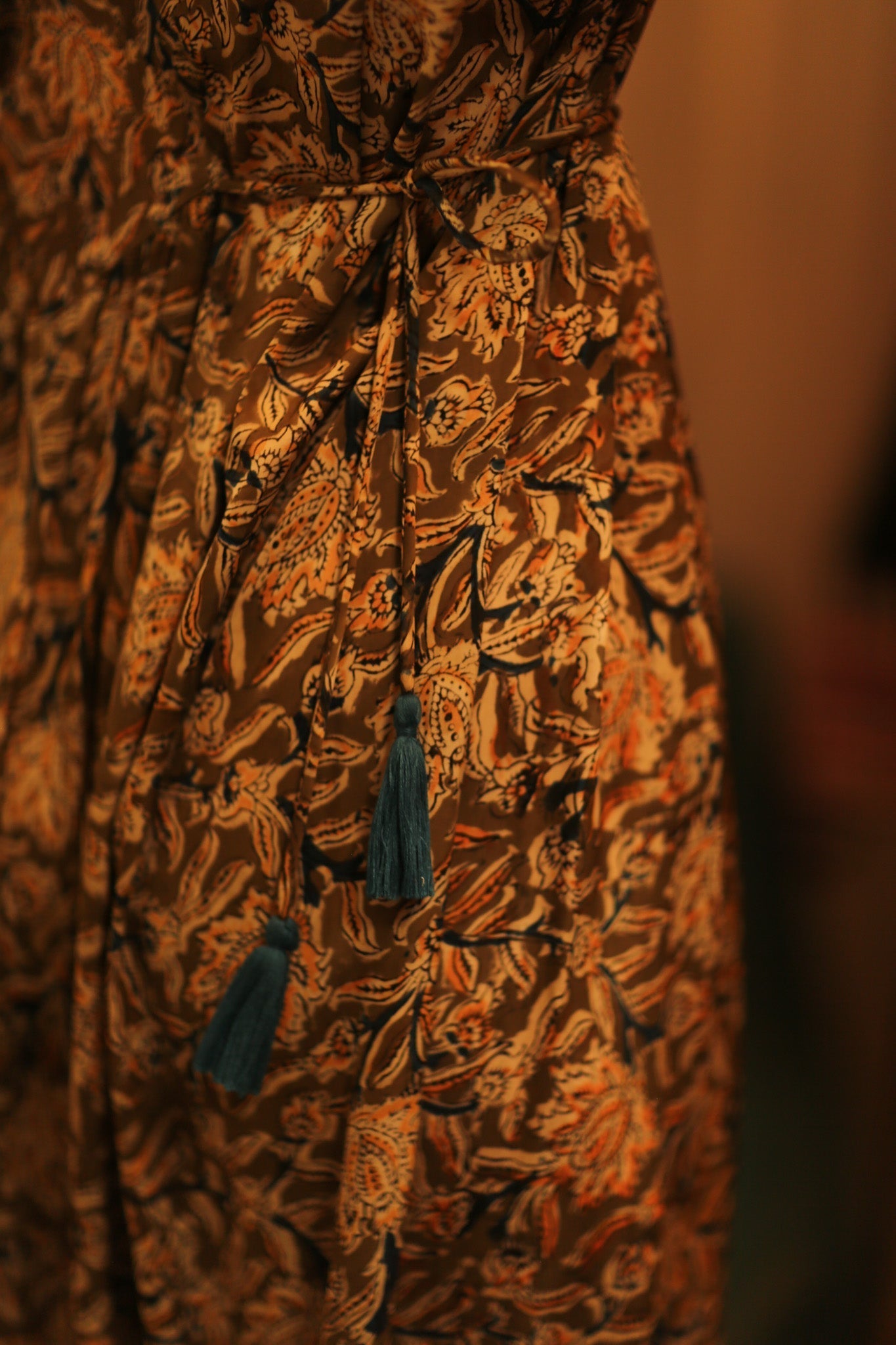 VICTORIA SILK DRESS CARNIVORE COFFEE