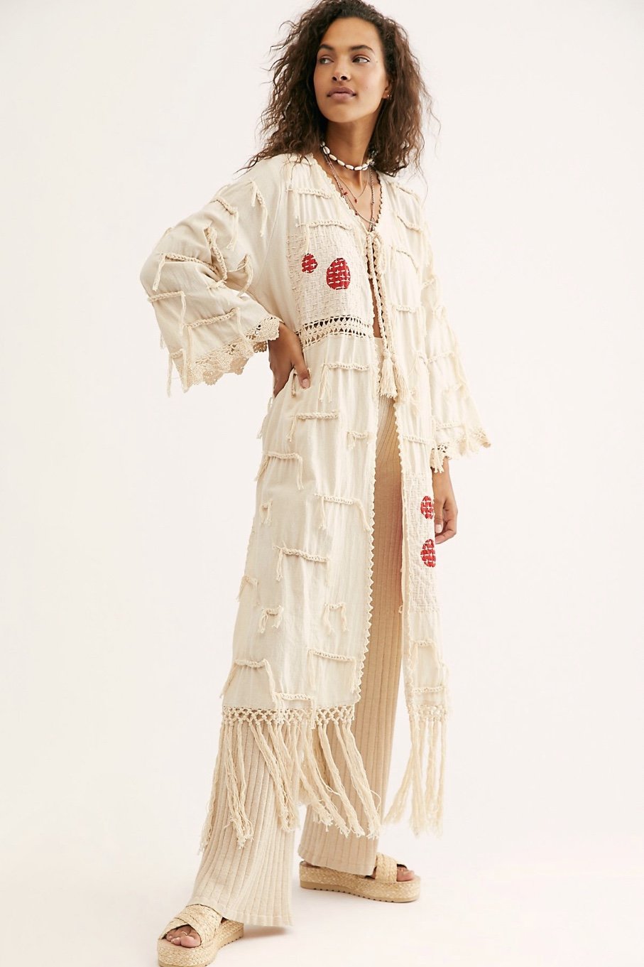 CREME AMELIA CROCHET FRINGE KIMONO