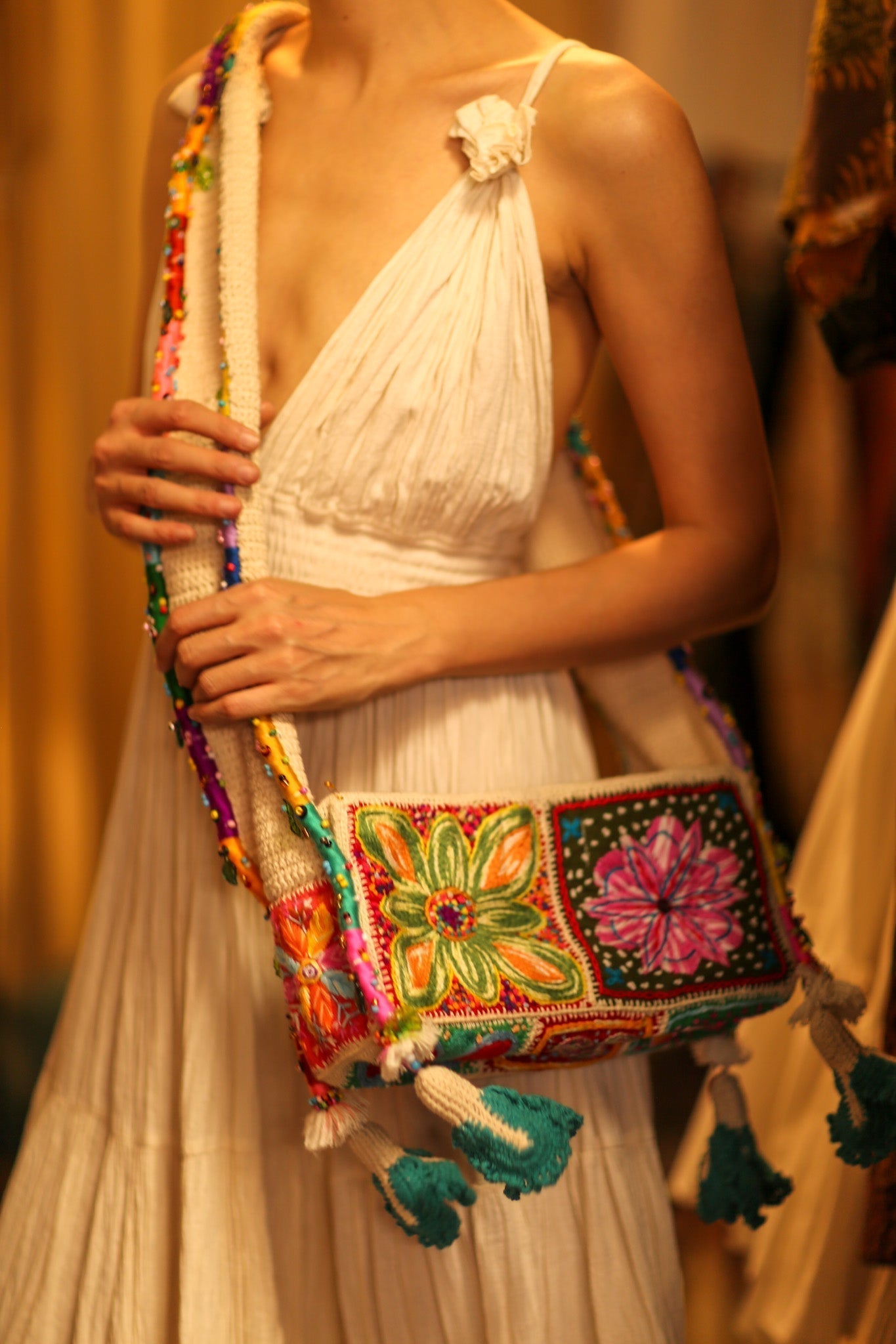 ANOUK EMBROIDERED PATCHWORK BAG - MOMO STUDIO BERLIN - Berlin Concept Store - sustainable & ethical fashion