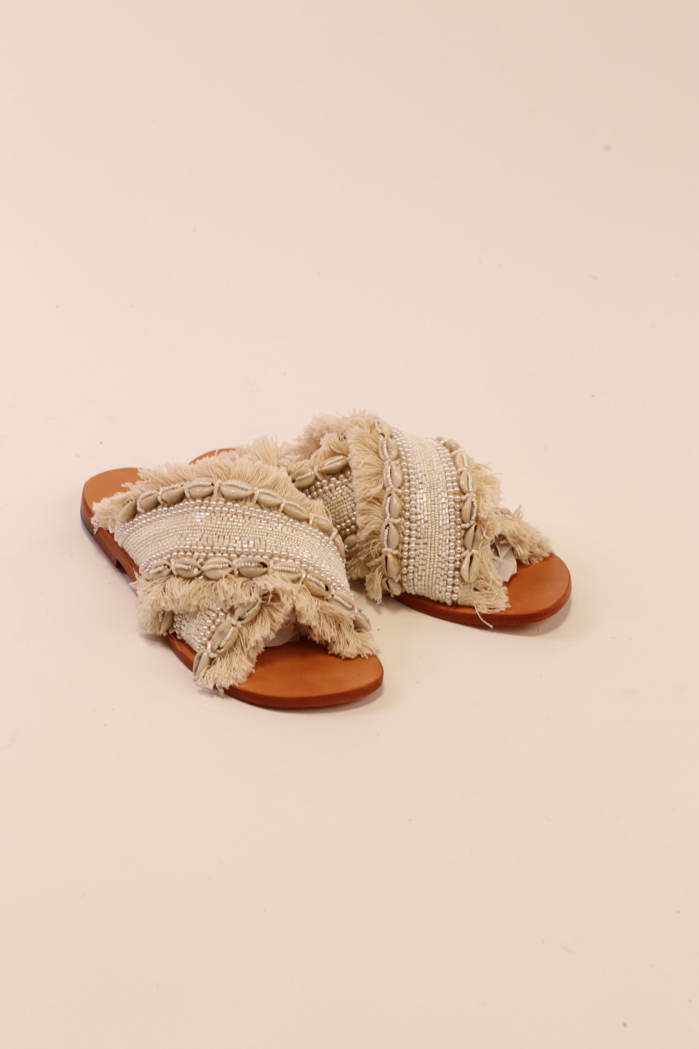 ARTISANS HANMADE LEATHER SANDALS - MOMO STUDIO BERLIN - Berlin Concept Store - sustainable & ethical fashion