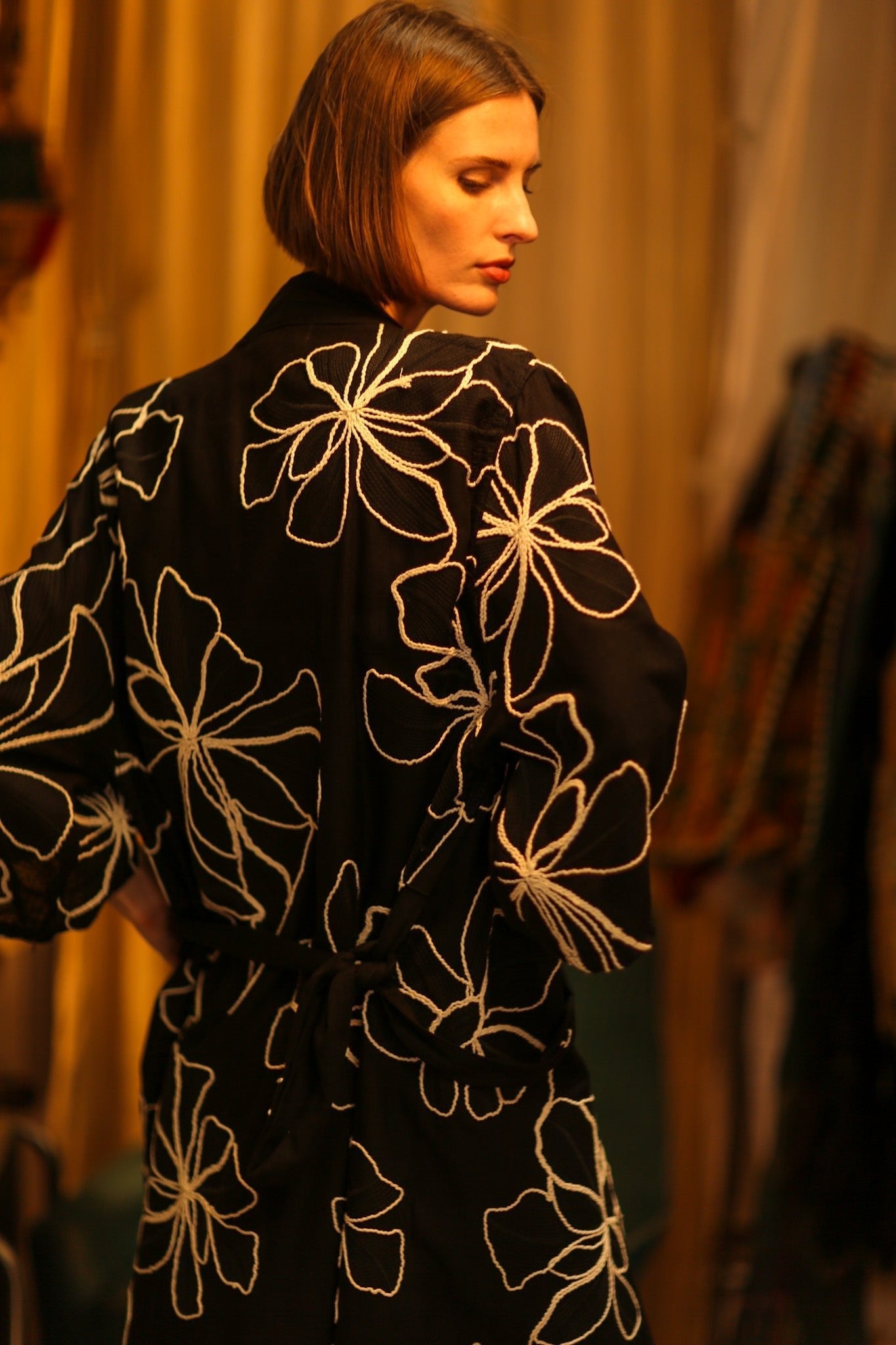 BLACK LINEN EMBROIDERED KIMONO MARIETTA - MOMO STUDIO BERLIN - Berlin Concept Store - sustainable & ethical fashion