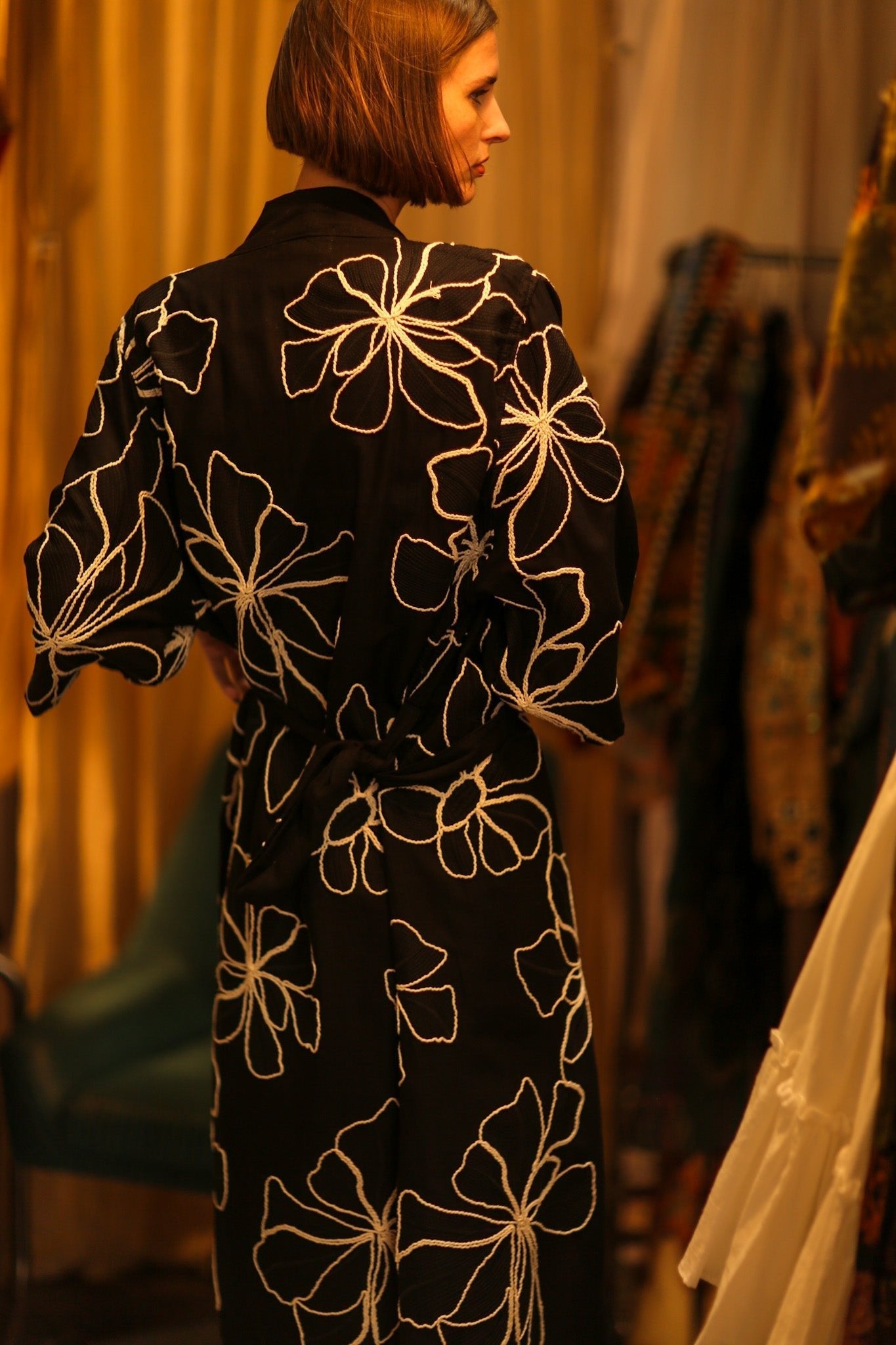 BLACK LINEN EMBROIDERED KIMONO MARIETTA - MOMO STUDIO BERLIN - Berlin Concept Store - sustainable & ethical fashion