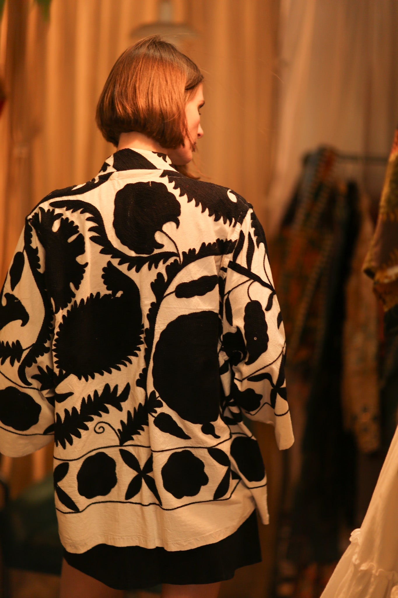 BLACK WHITE SUZANI KIMONO DRISA - MOMO STUDIO BERLIN - Berlin Concept Store - sustainable & ethical fashion