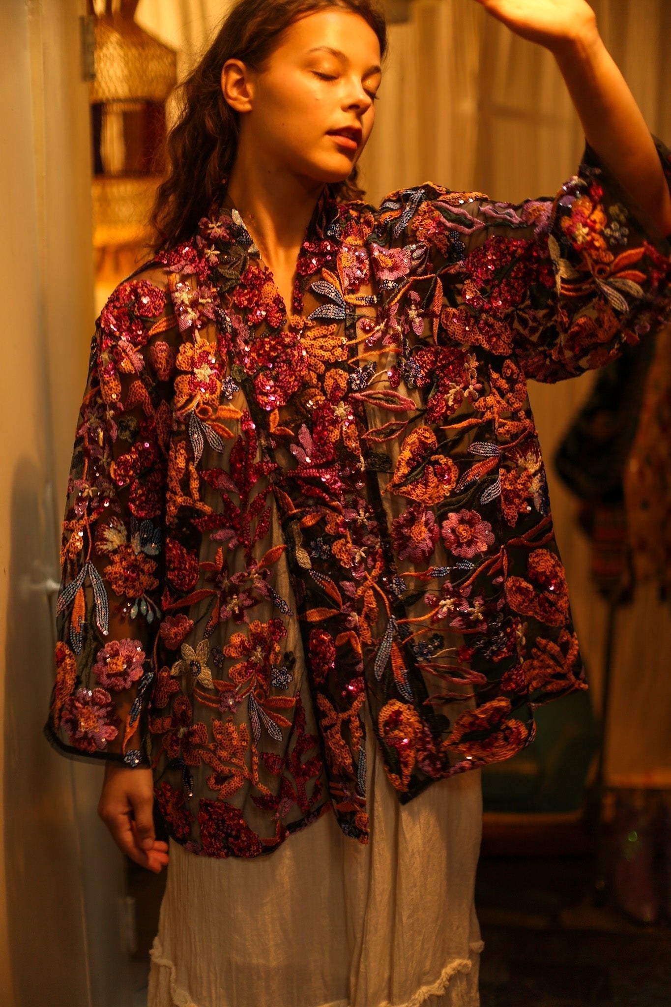 CARMEN SEQUINED EMBROIDERED SHORT KIMONO - MOMO STUDIO BERLIN - Berlin Concept Store - sustainable & ethical fashion