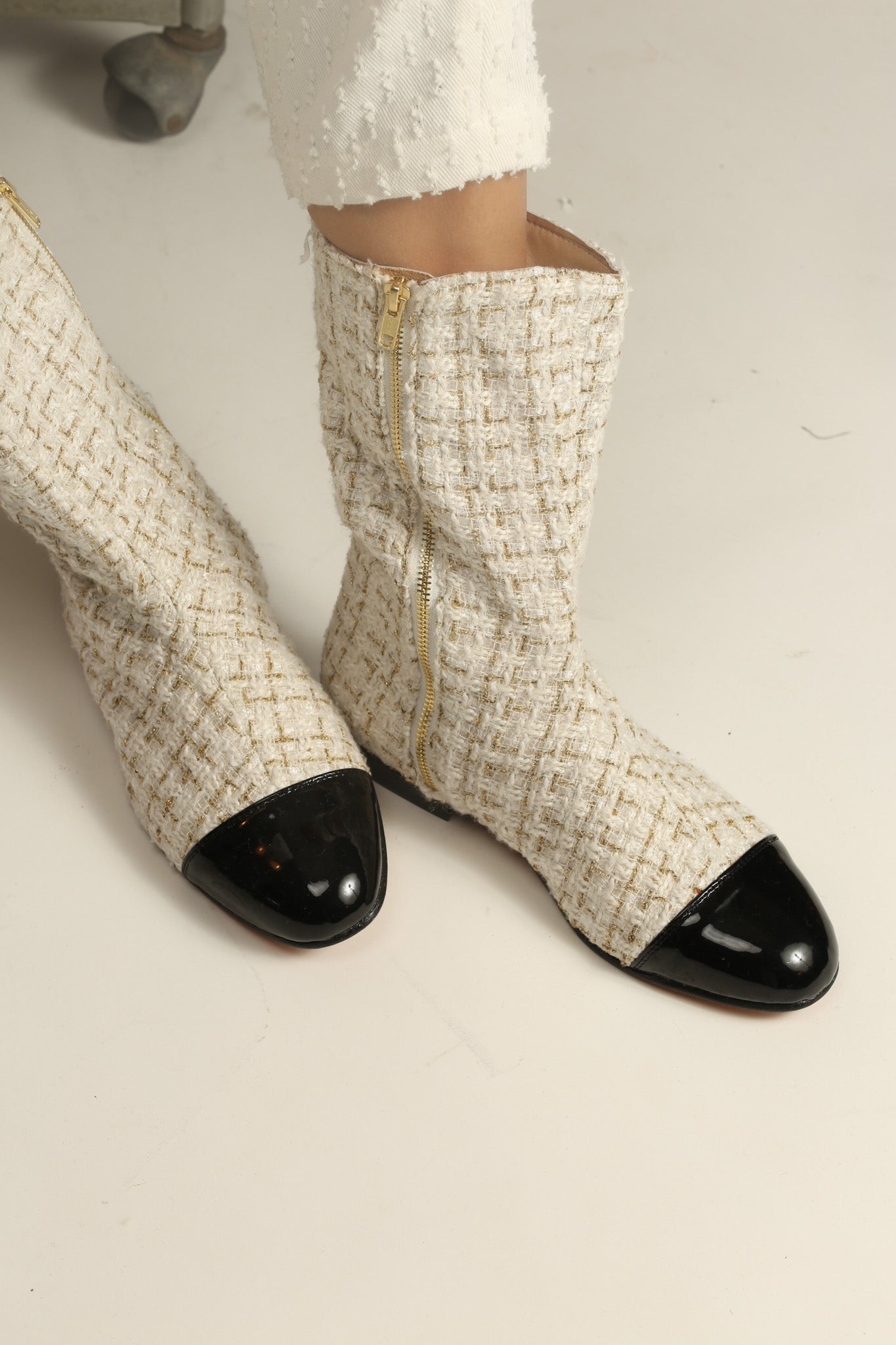 CHANEL CREAM BOOTS - MOMO STUDIO BERLIN - Berlin Concept Store - sustainable & ethical fashion