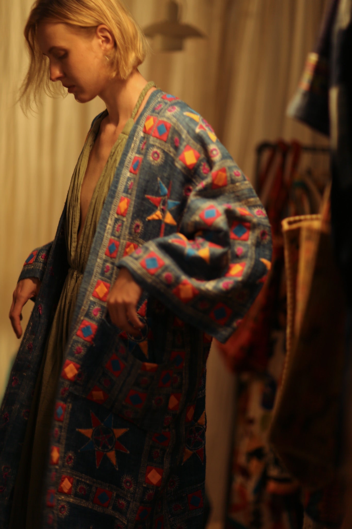 DUMA ARTISAN MADE EMBROIDERED KIMONO PINK 2 - MOMO STUDIO BERLIN - Berlin Concept Store - sustainable & ethical fashion