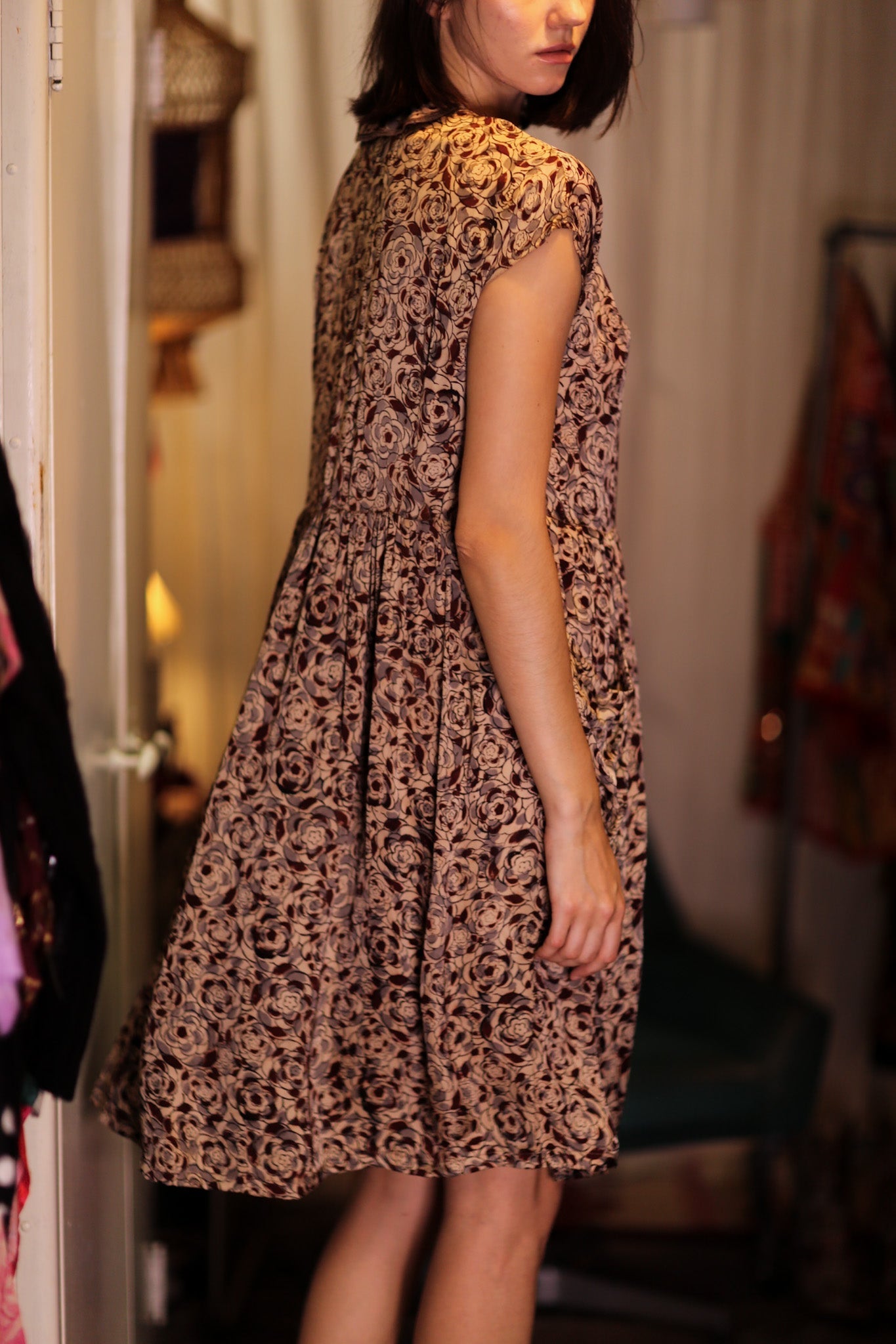 EDITH SILK DRESS GREY FLORAL - MOMO STUDIO BERLIN - Berlin Concept Store - sustainable & ethical fashion