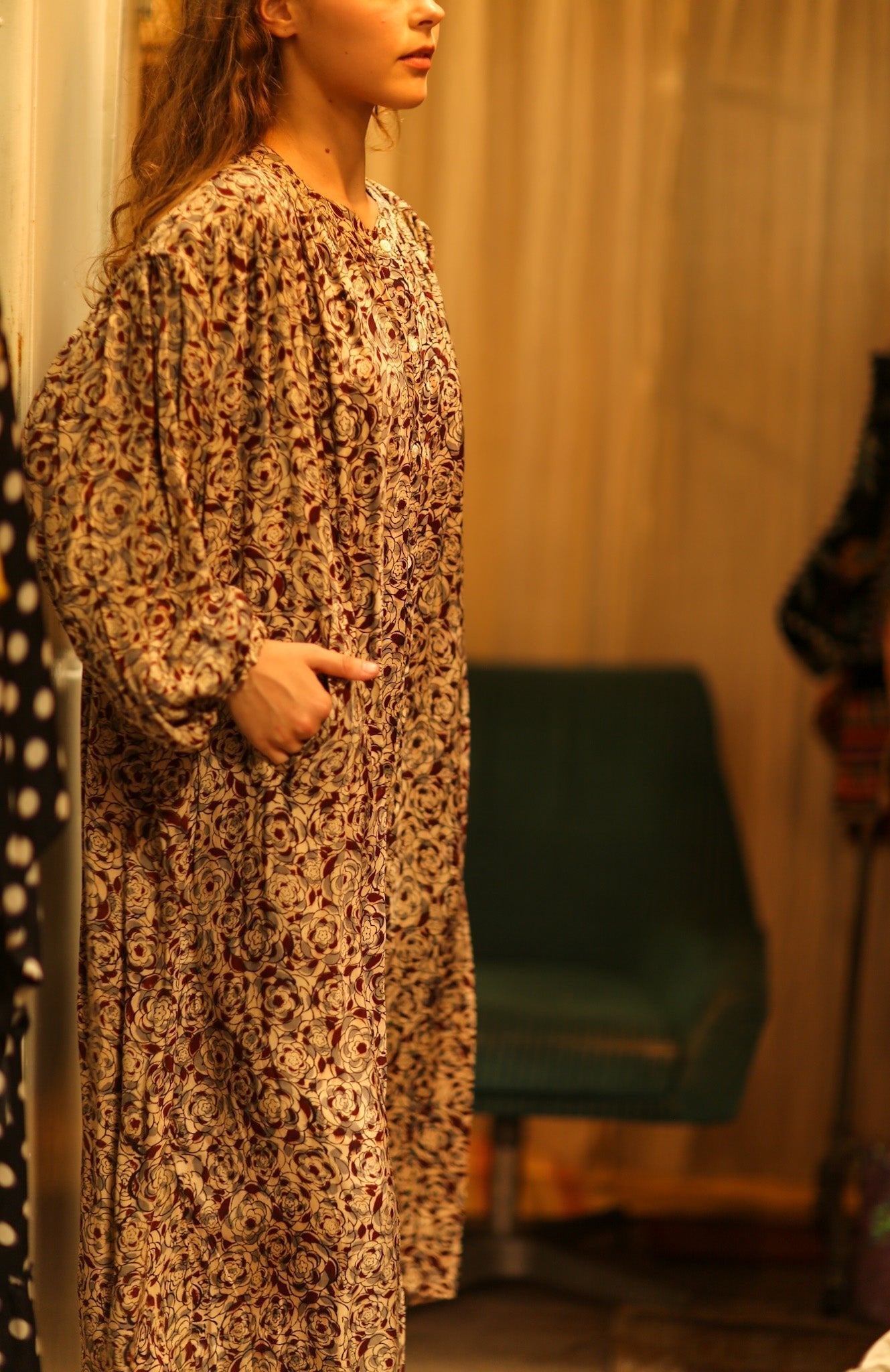 ELIZABETH SILK DRESS GREY FLORAL - MOMO STUDIO BERLIN - Berlin Concept Store - sustainable & ethical fashion