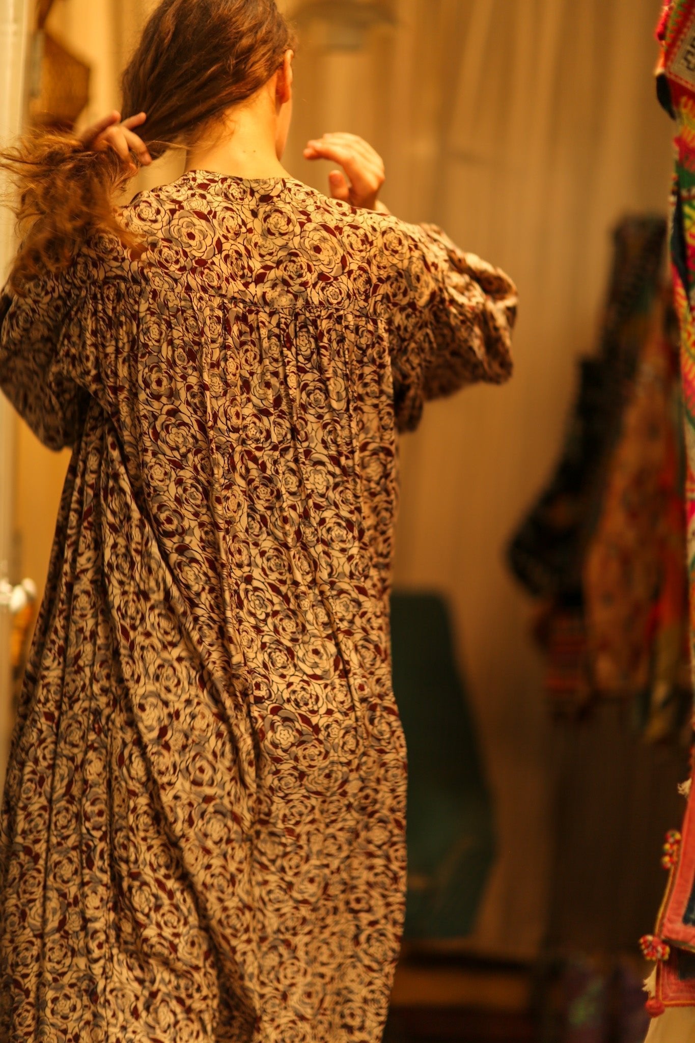 ELIZABETH SILK DRESS GREY FLORAL - MOMO STUDIO BERLIN - Berlin Concept Store - sustainable & ethical fashion