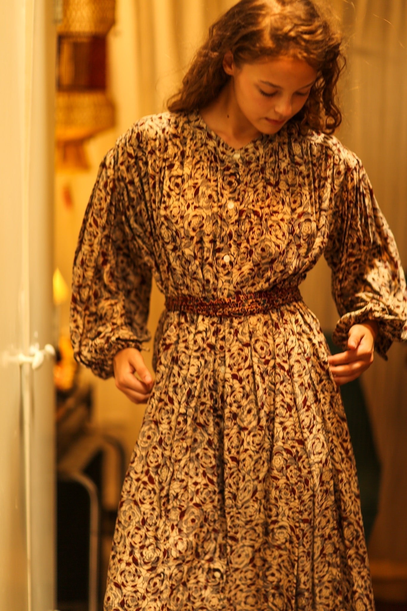 ELIZABETH SILK DRESS GREY FLORAL - MOMO STUDIO BERLIN - Berlin Concept Store - sustainable & ethical fashion