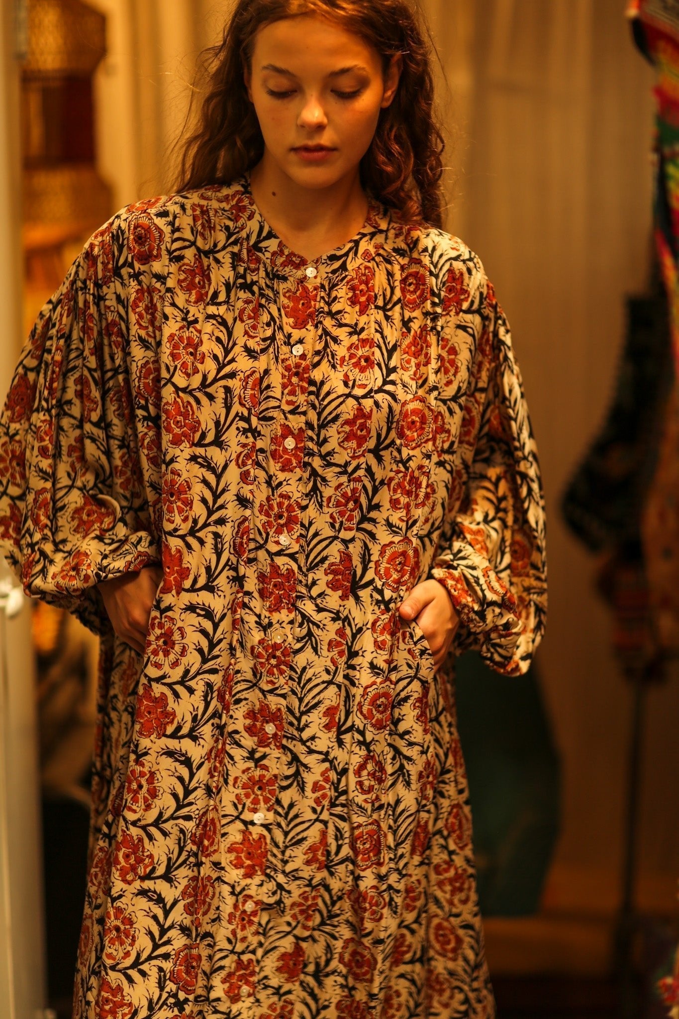 ELIZABETH SILK DRESS MUGHAL BLACK AND RED - MOMO STUDIO BERLIN - Berlin Concept Store - sustainable & ethical fashion