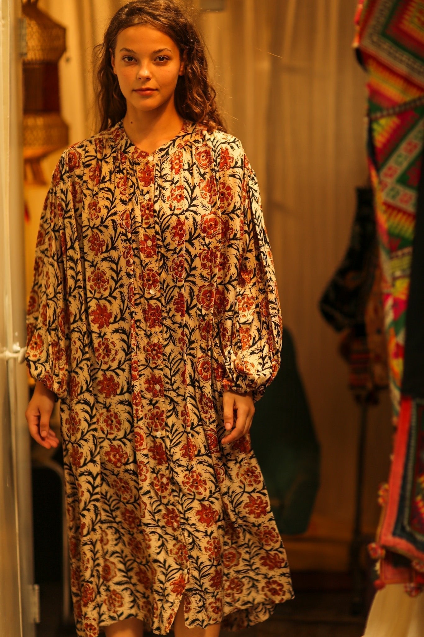 ELIZABETH SILK DRESS MUGHAL BLACK AND RED - MOMO STUDIO BERLIN - Berlin Concept Store - sustainable & ethical fashion