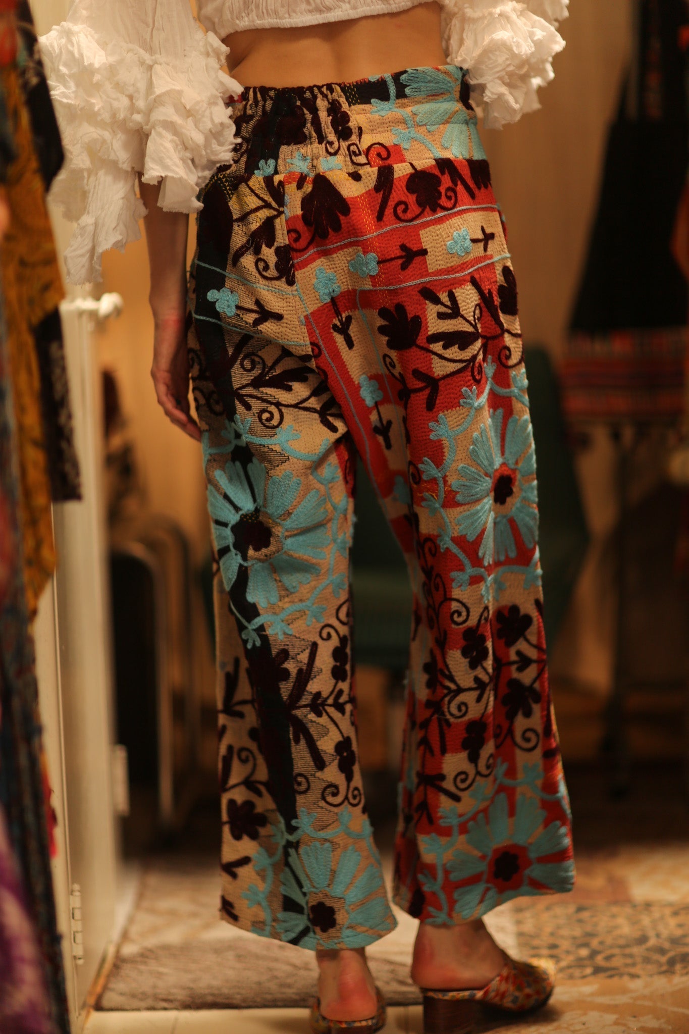 EMBROIDERED KANTHA PANTS FREYA - MOMO STUDIO BERLIN - Berlin Concept Store - sustainable & ethical fashion