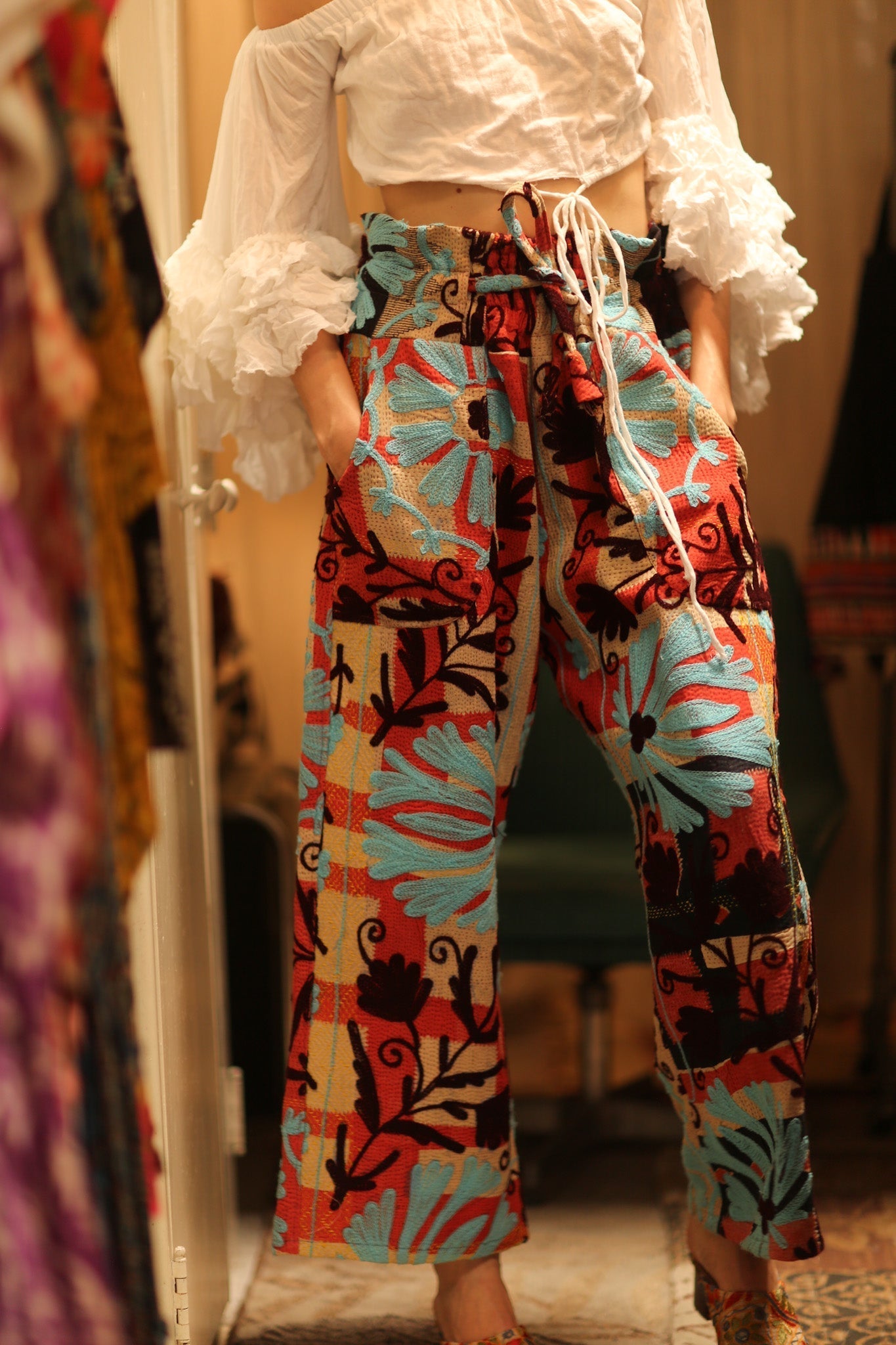 EMBROIDERED KANTHA PANTS FREYA - MOMO STUDIO BERLIN - Berlin Concept Store - sustainable & ethical fashion