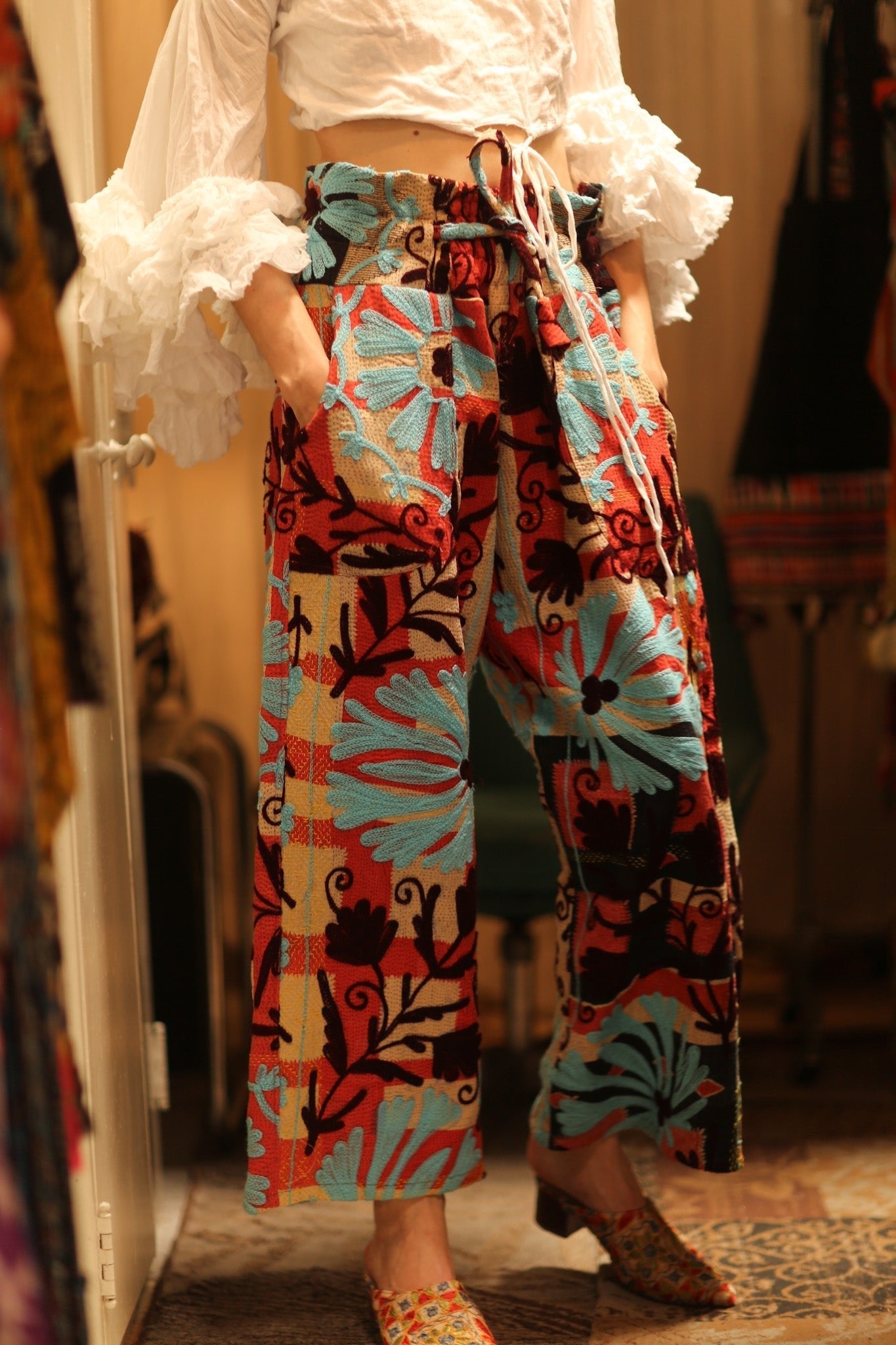 EMBROIDERED KANTHA PANTS FREYA - MOMO STUDIO BERLIN - Berlin Concept Store - sustainable & ethical fashion