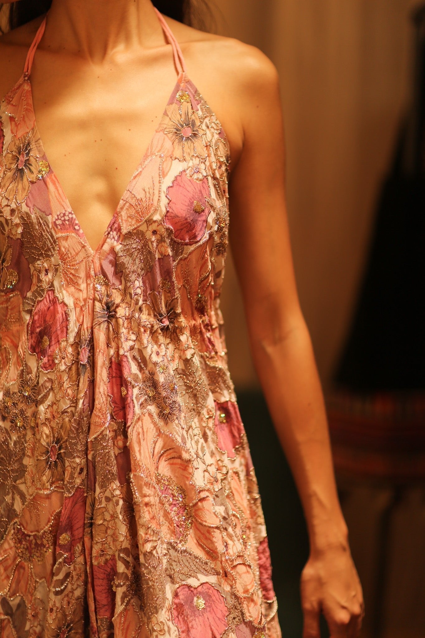 EMBROIDERED SILK DRESS HANNAH - MOMO STUDIO BERLIN - Berlin Concept Store - sustainable & ethical fashion