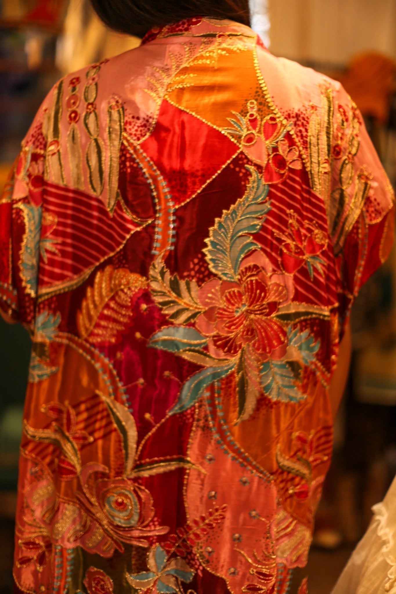 EMBROIDERED SILK KIMONO LITU - MOMO STUDIO BERLIN - Berlin Concept Store - sustainable & ethical fashion