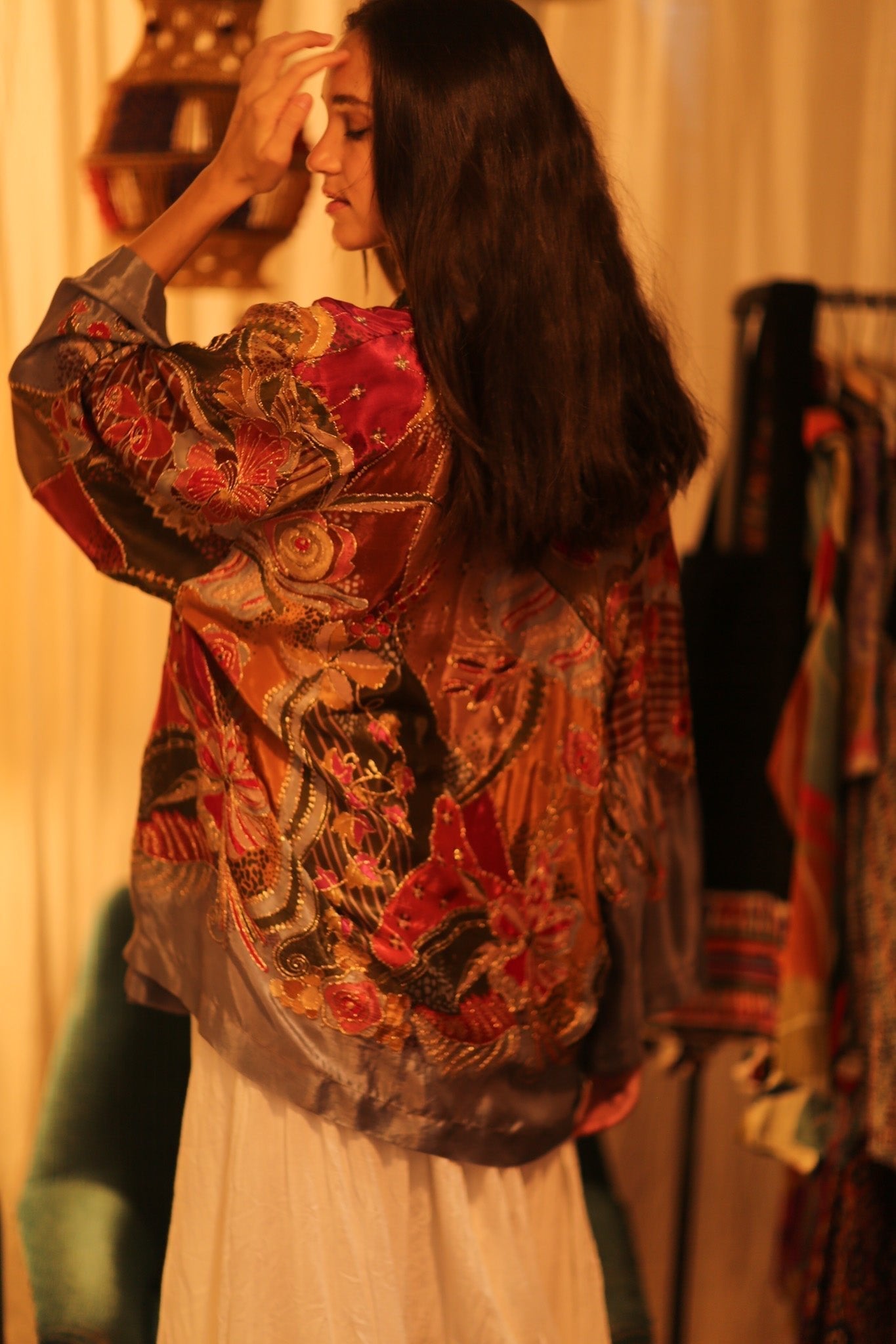 EMBROIDERED SILK SHORT KIMONO CARINE - MOMO STUDIO BERLIN - Berlin Concept Store - sustainable & ethical fashion