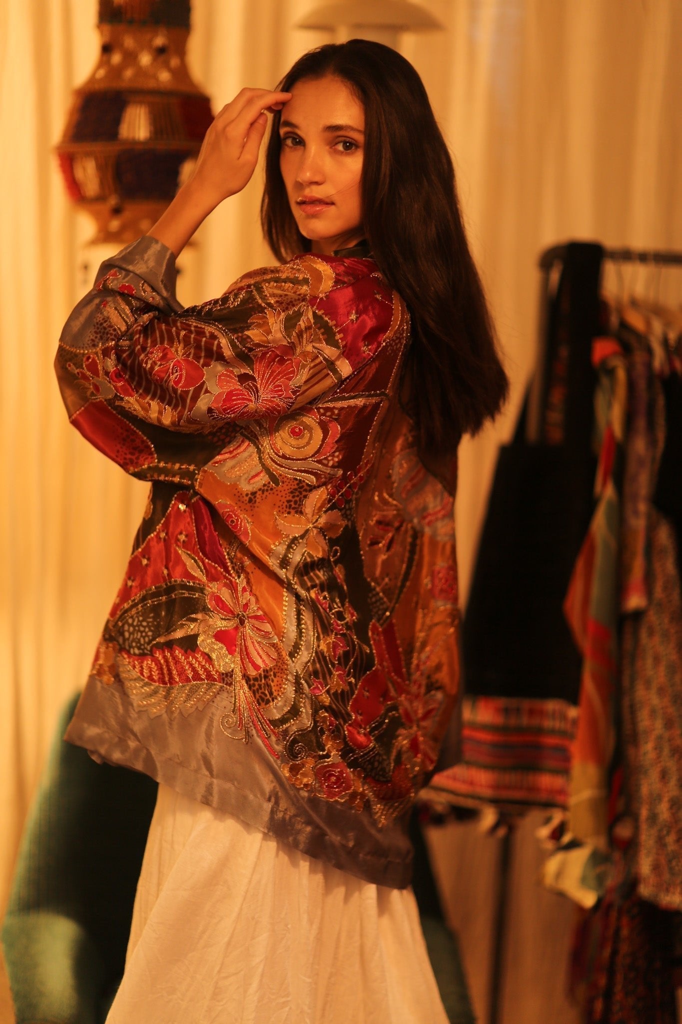 EMBROIDERED SILK SHORT KIMONO CARINE - MOMO STUDIO BERLIN - Berlin Concept Store - sustainable & ethical fashion