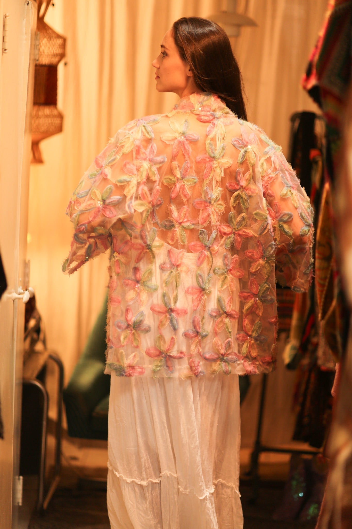 FEATHER FRILL SHORT KIMONO LORILA - MOMO STUDIO BERLIN - Berlin Concept Store - sustainable & ethical fashion