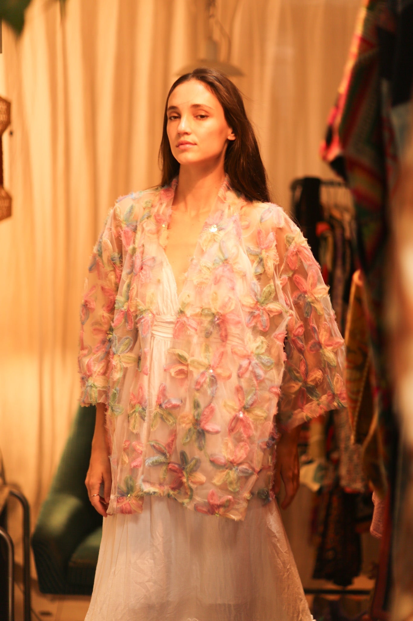 FEATHER FRILL SHORT KIMONO LORILA - MOMO STUDIO BERLIN - Berlin Concept Store - sustainable & ethical fashion