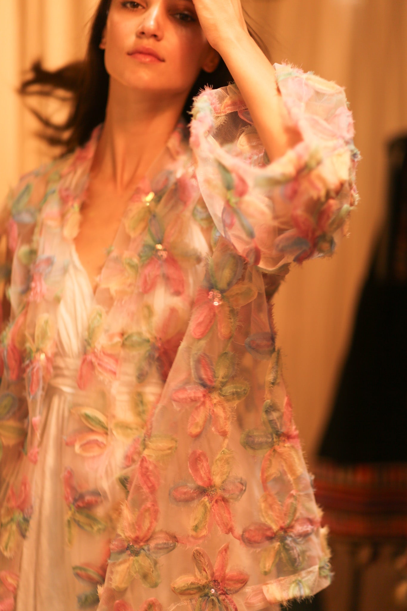 FEATHER FRILL SHORT KIMONO LORILA - MOMO STUDIO BERLIN - Berlin Concept Store - sustainable & ethical fashion