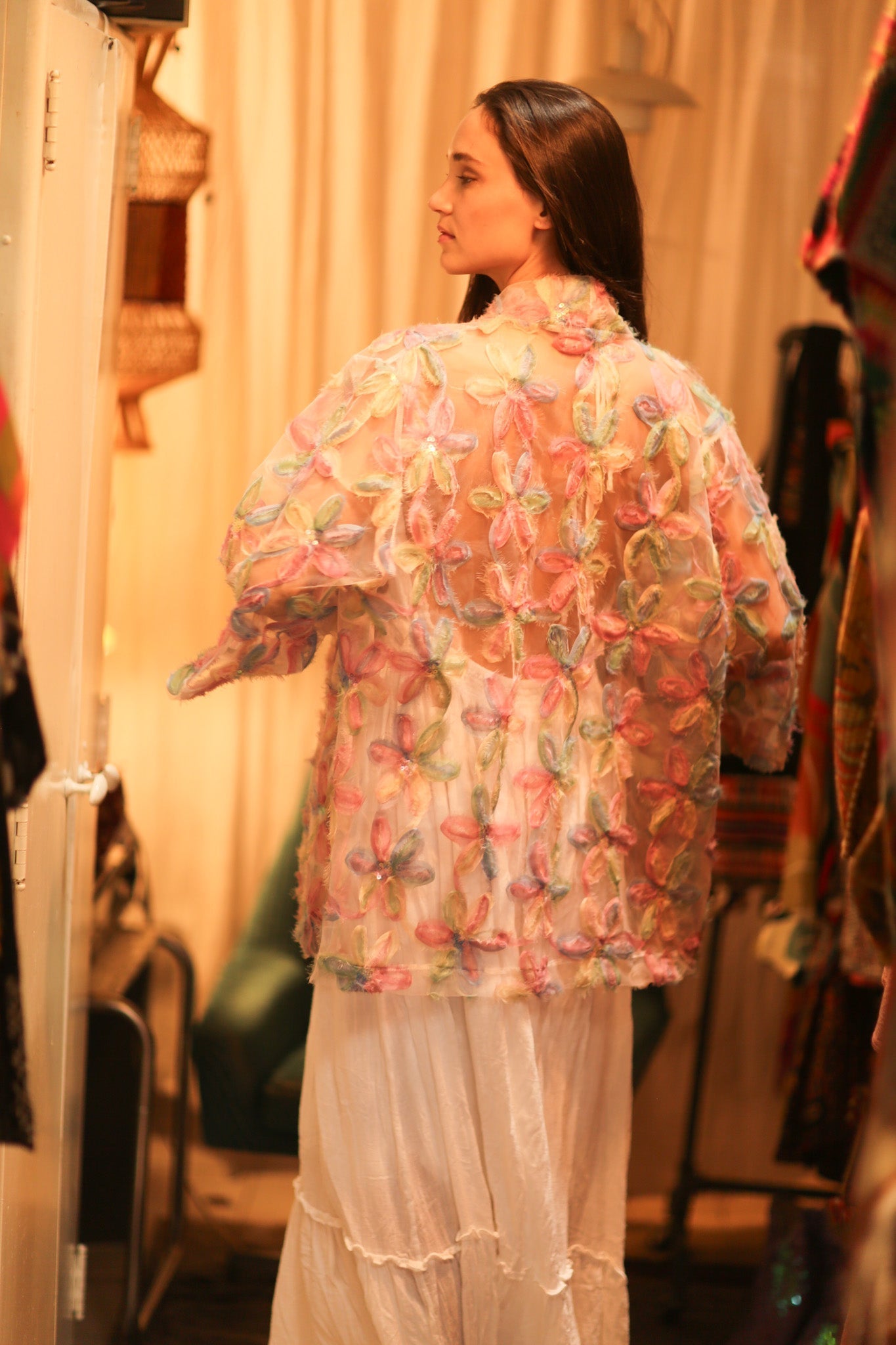 FEATHER FRILL SHORT KIMONO LORILA - MOMO STUDIO BERLIN - Berlin Concept Store - sustainable & ethical fashion