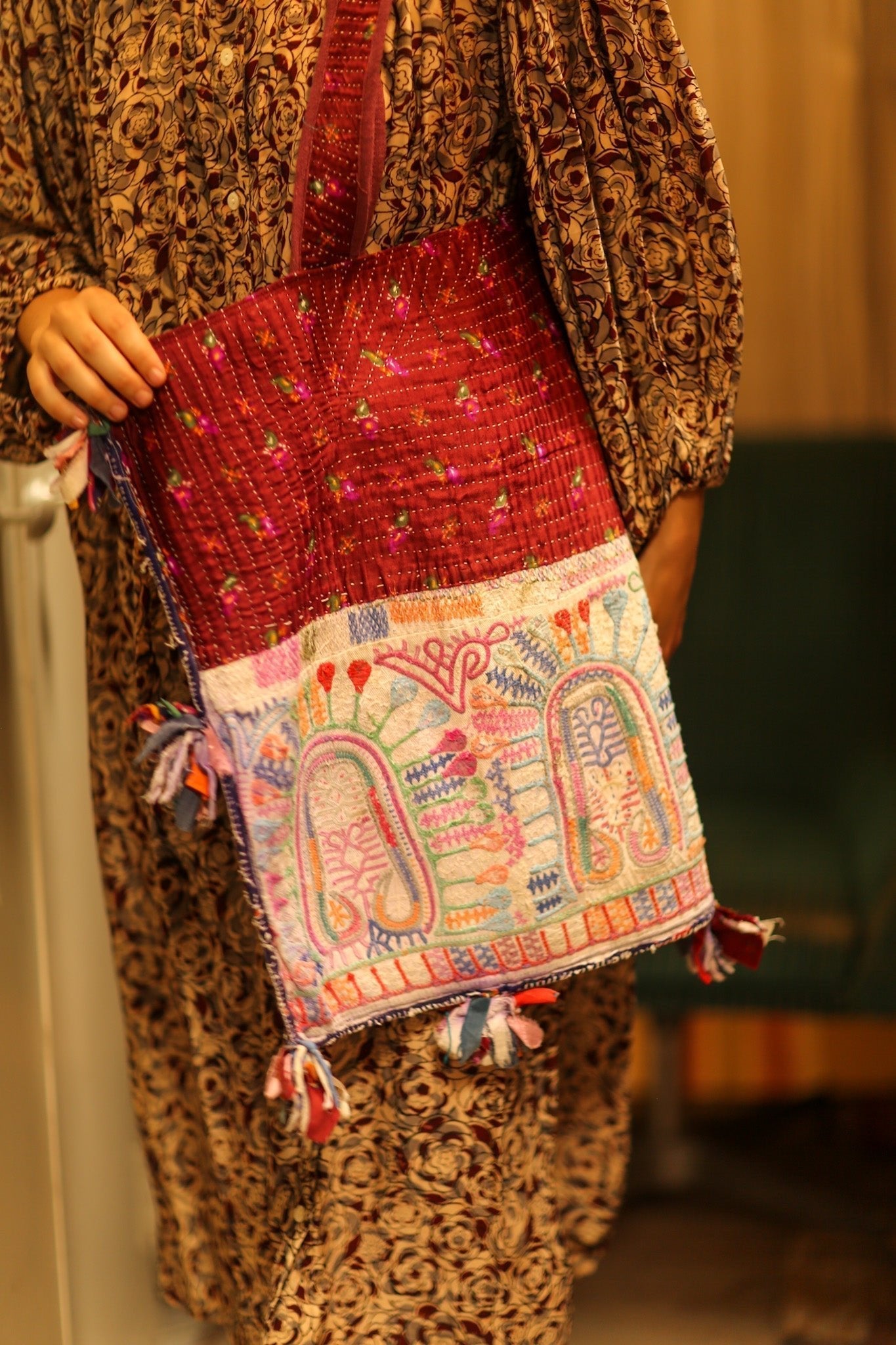 FIONA EMBROIDERED PATCHWORK BAG - MOMO STUDIO BERLIN - Berlin Concept Store - sustainable & ethical fashion