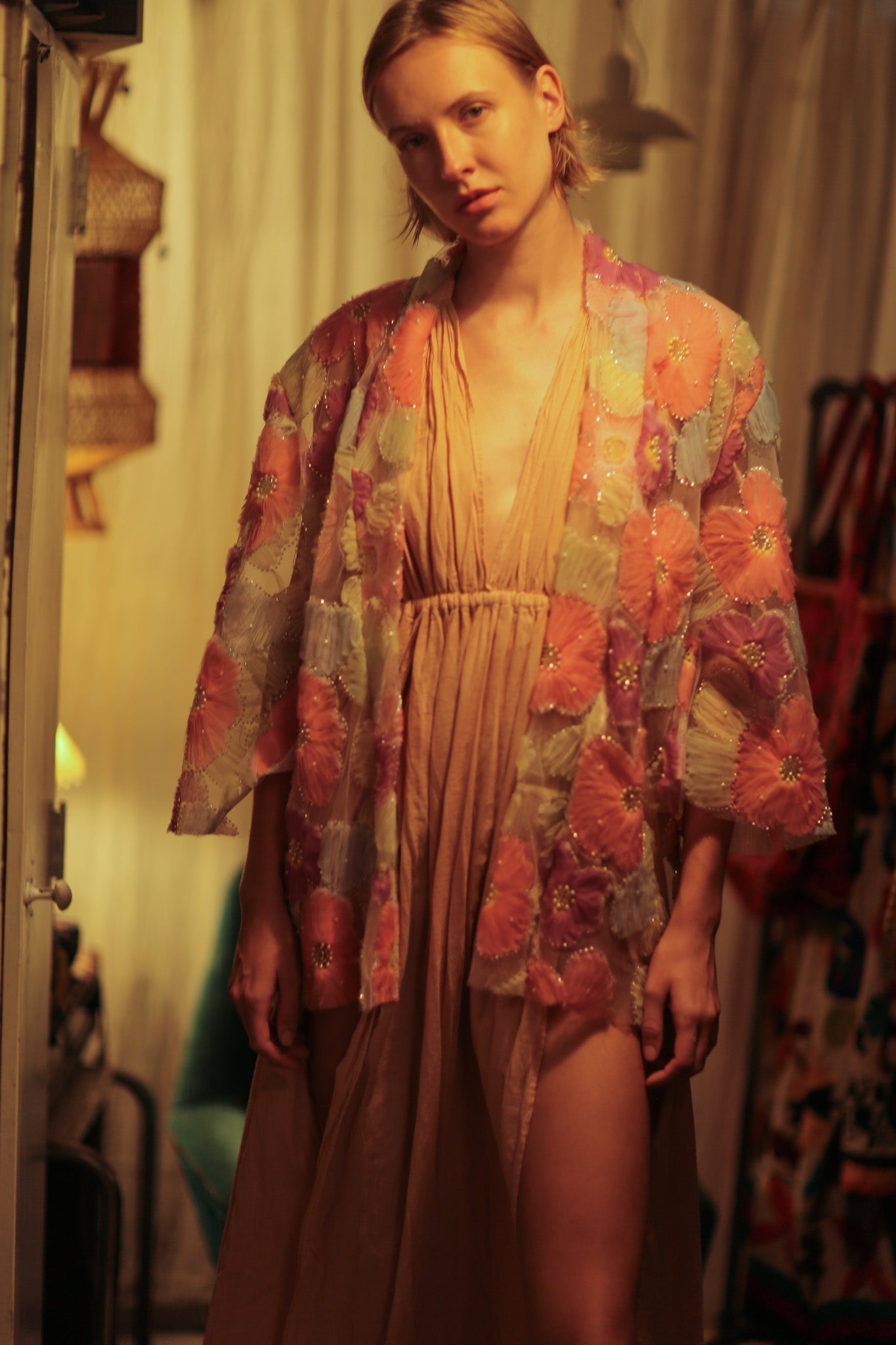 FLO SEQUINED EMBROIDERED SHORT KIMONO PINK - MOMO STUDIO BERLIN - Berlin Concept Store - sustainable & ethical fashion