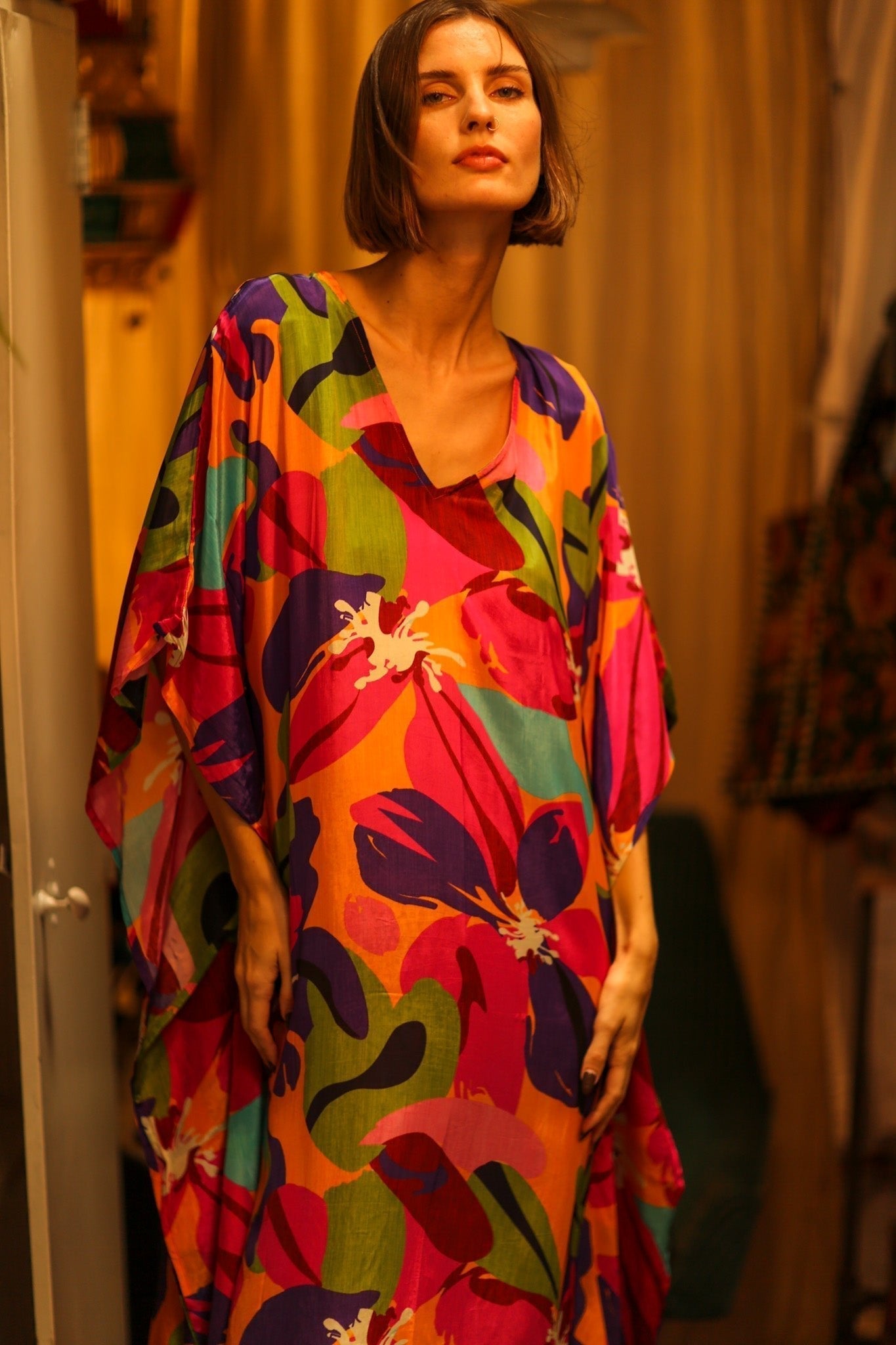 FLOWER PRINT SILK KAFTAN MILEY - MOMO STUDIO BERLIN - Berlin Concept Store - sustainable & ethical fashion
