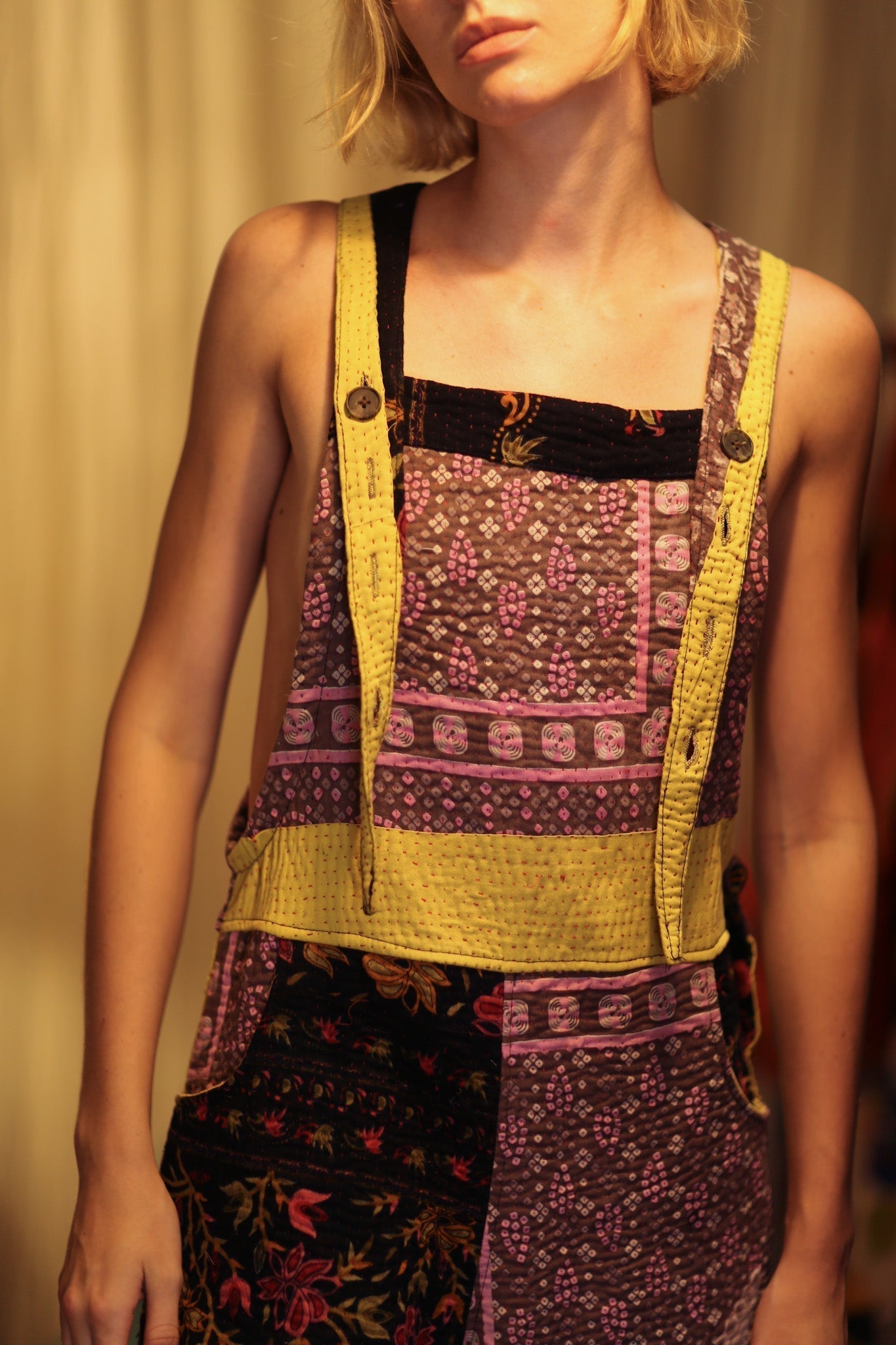 FREYA EMBROIDERED KANTHA DUNGAREES GRAPES - MOMO STUDIO BERLIN - Berlin Concept Store - sustainable & ethical fashion