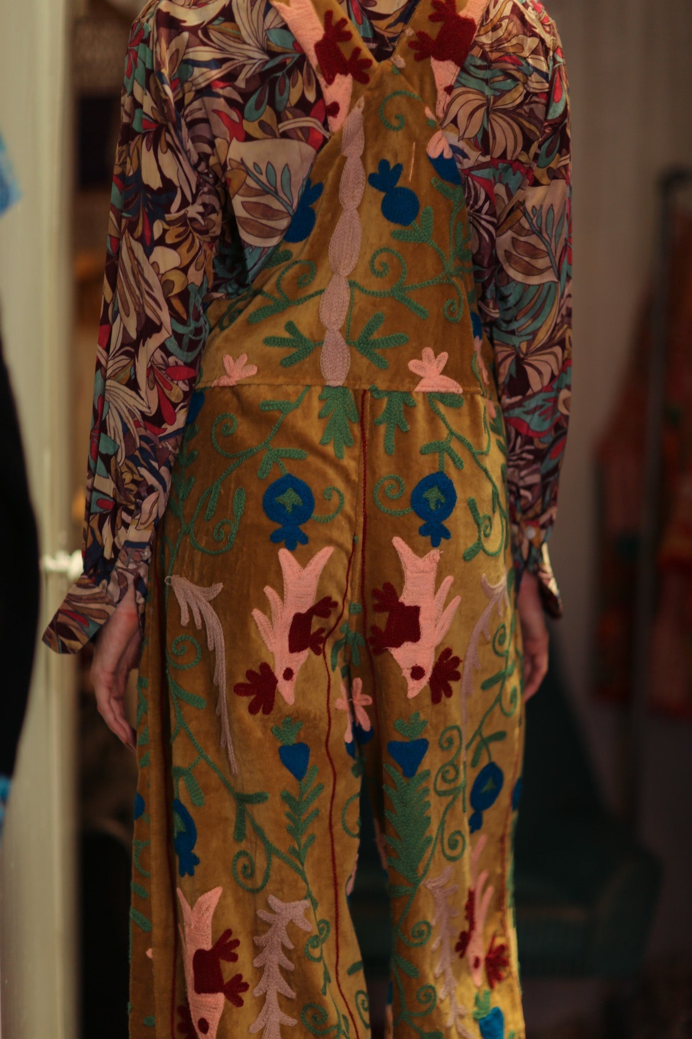 FREYA EMBROIDERED OVERALL MUSTARD - MOMO STUDIO BERLIN - Berlin Concept Store - sustainable & ethical fashion