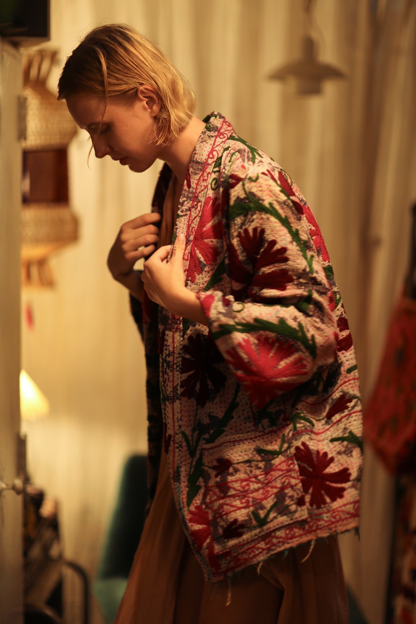GINEVRA KANTHA EMBROIDERED KIMONO BURGUNDY - MOMO STUDIO BERLIN - Berlin Concept Store - sustainable & ethical fashion