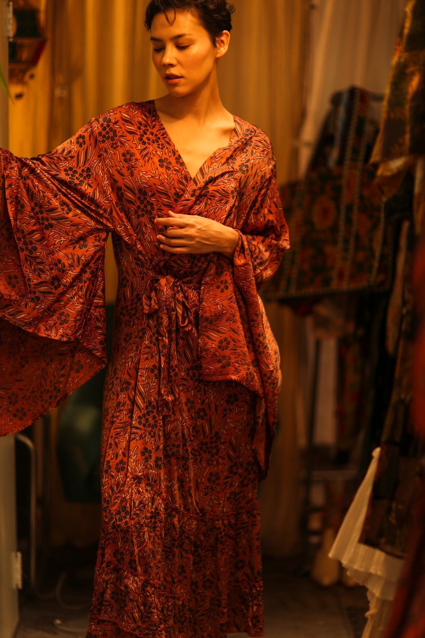 HAND BLOCK PRINT SILK KIMONO PINA - MOMO STUDIO BERLIN - Berlin Concept Store - sustainable & ethical fashion