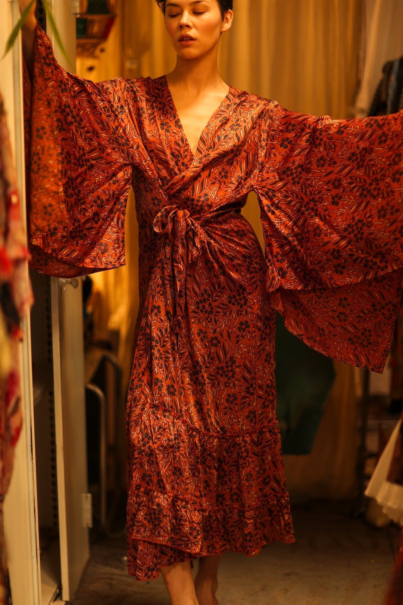 HAND BLOCK PRINT SILK KIMONO PINA - MOMO STUDIO BERLIN - Berlin Concept Store - sustainable & ethical fashion