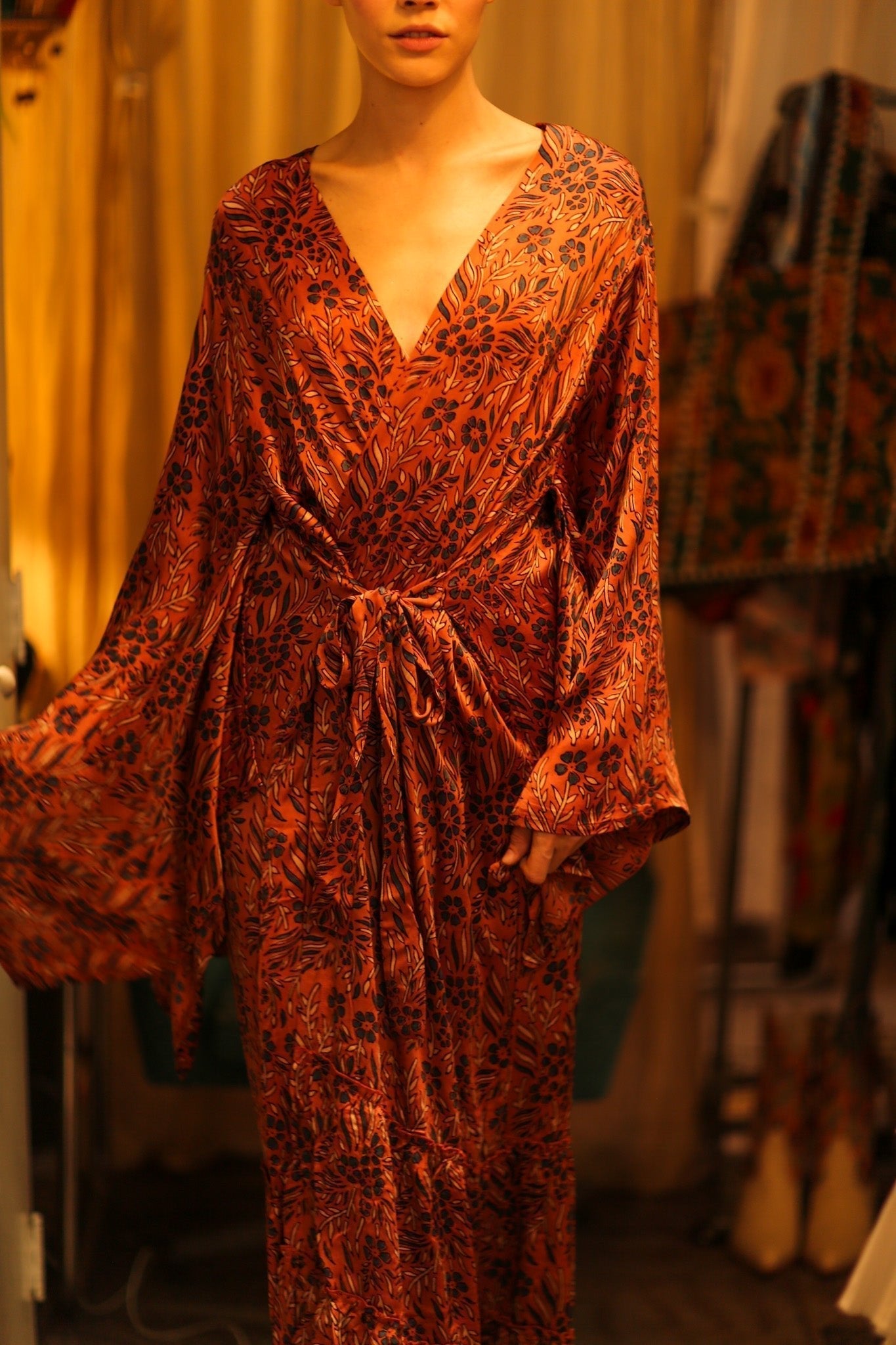 HAND BLOCK PRINT SILK KIMONO PINA - MOMO STUDIO BERLIN - Berlin Concept Store - sustainable & ethical fashion