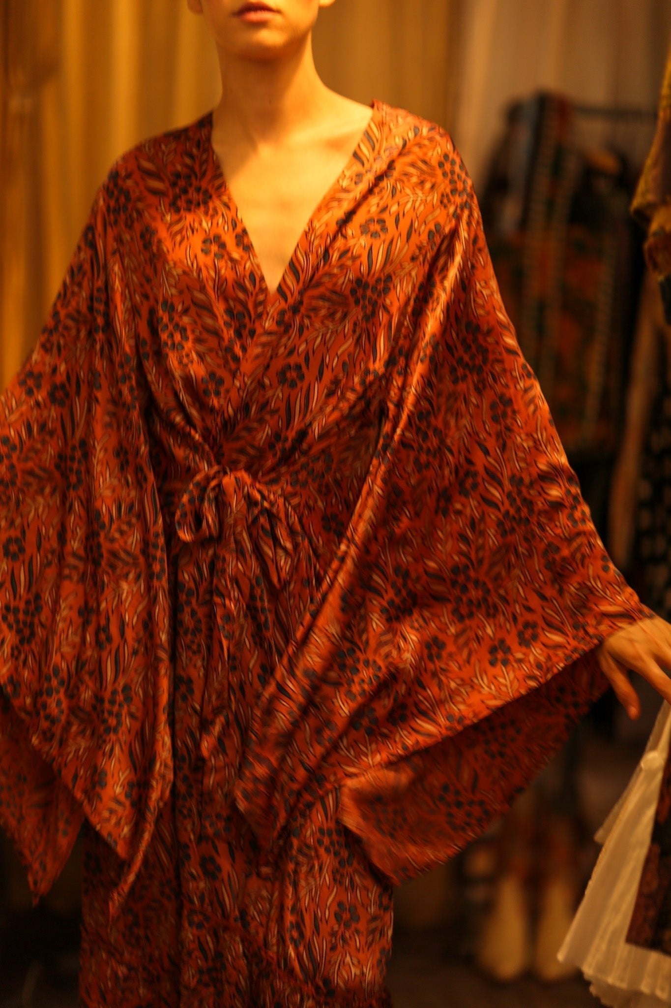 HAND BLOCK PRINT SILK KIMONO PINA - MOMO STUDIO BERLIN - Berlin Concept Store - sustainable & ethical fashion