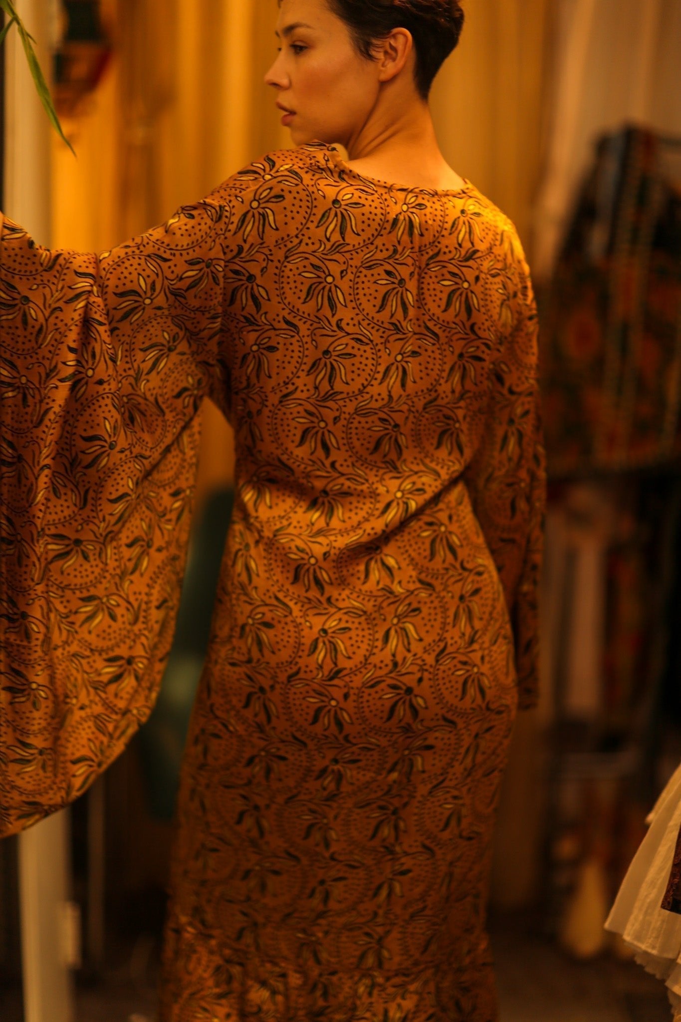 HAND BLOCK PRINT SILK XXL WING KIMONO - MOMO STUDIO BERLIN - Berlin Concept Store - sustainable & ethical fashion