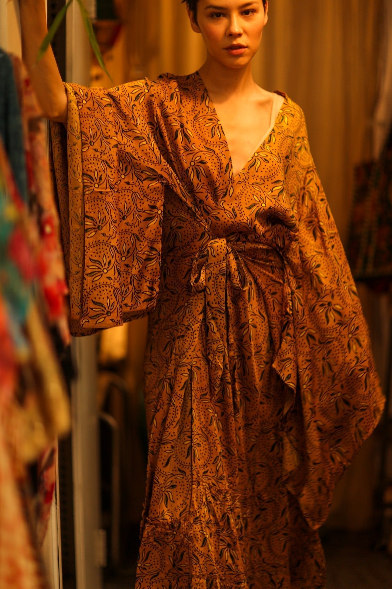 HAND BLOCK PRINT SILK XXL WING KIMONO - MOMO STUDIO BERLIN - Berlin Concept Store - sustainable & ethical fashion