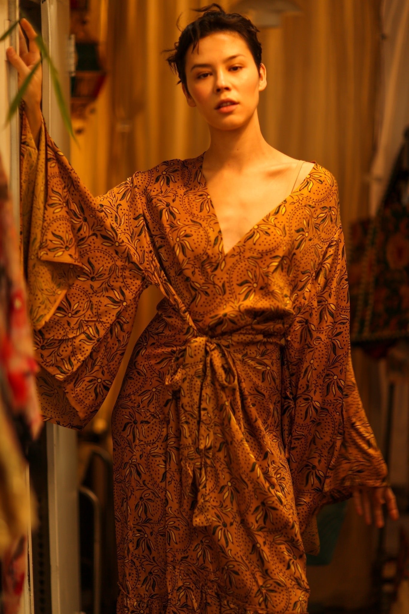 HAND BLOCK PRINT SILK XXL WING KIMONO - MOMO STUDIO BERLIN - Berlin Concept Store - sustainable & ethical fashion