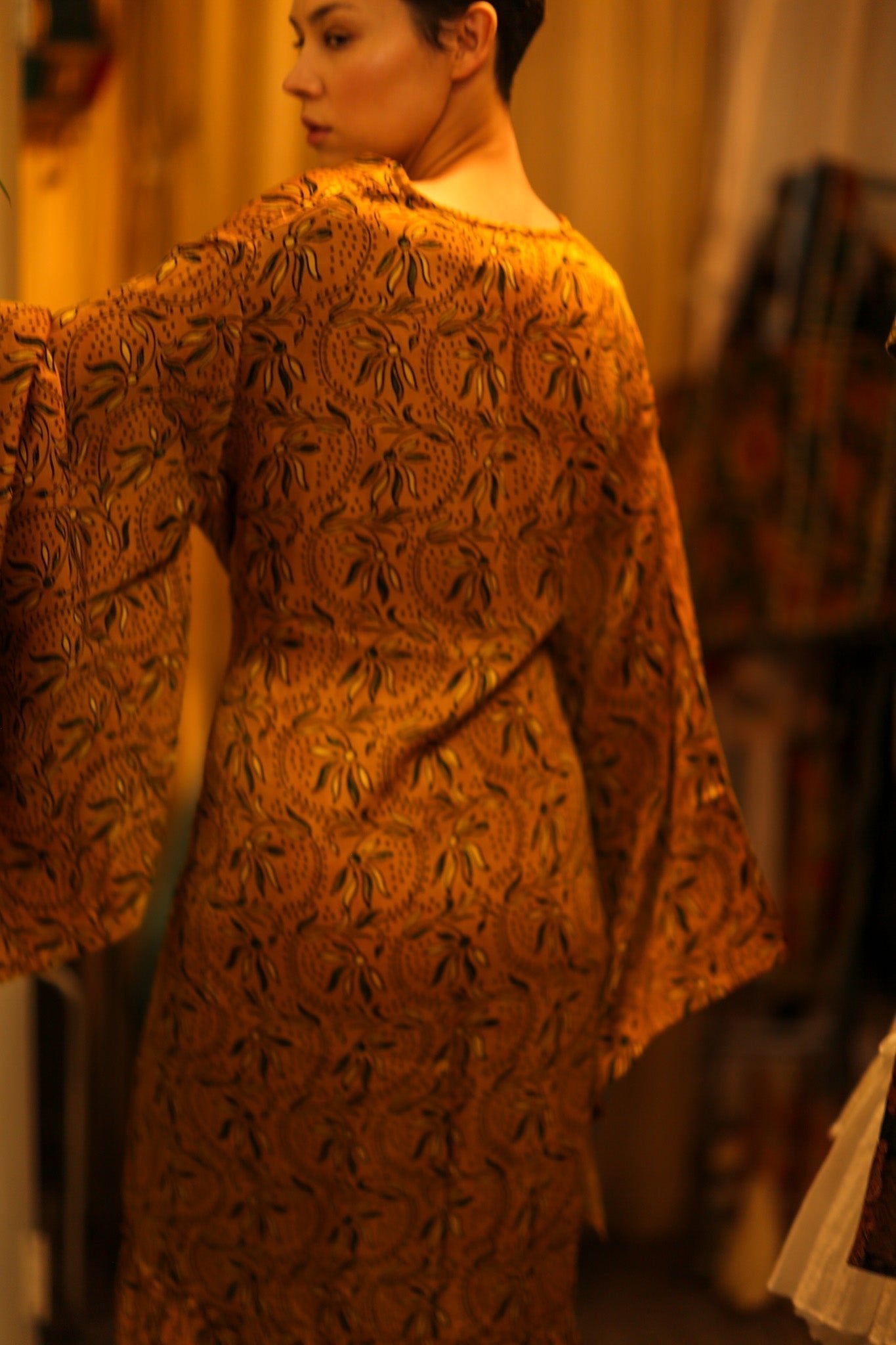 HAND BLOCK PRINT SILK XXL WING KIMONO - MOMO STUDIO BERLIN - Berlin Concept Store - sustainable & ethical fashion