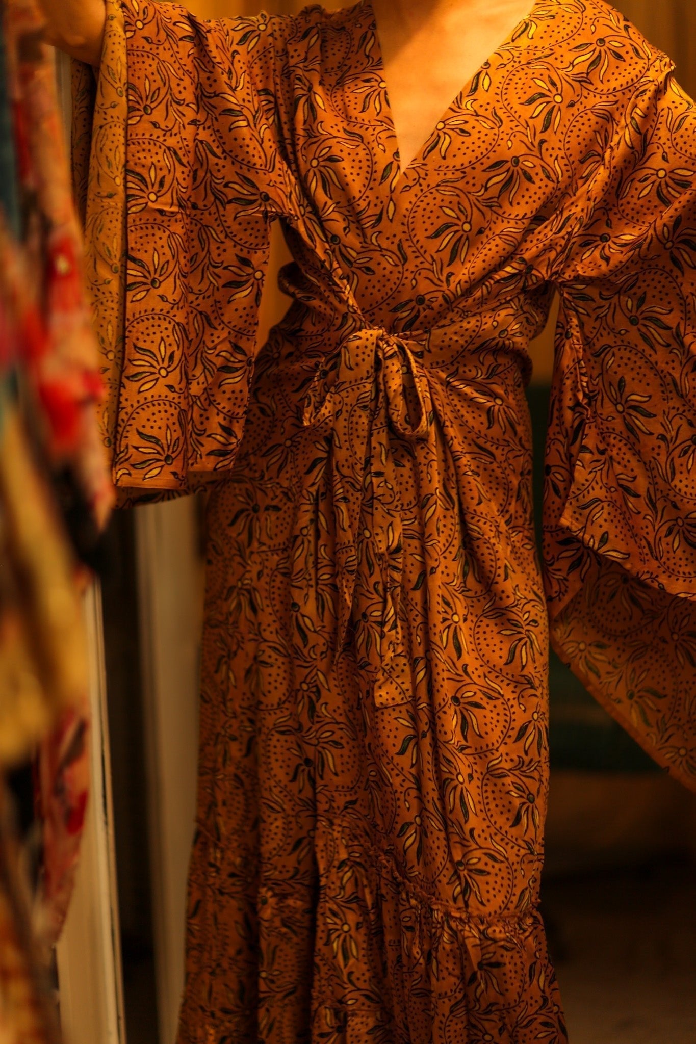 HAND BLOCK PRINT SILK XXL WING KIMONO - MOMO STUDIO BERLIN - Berlin Concept Store - sustainable & ethical fashion