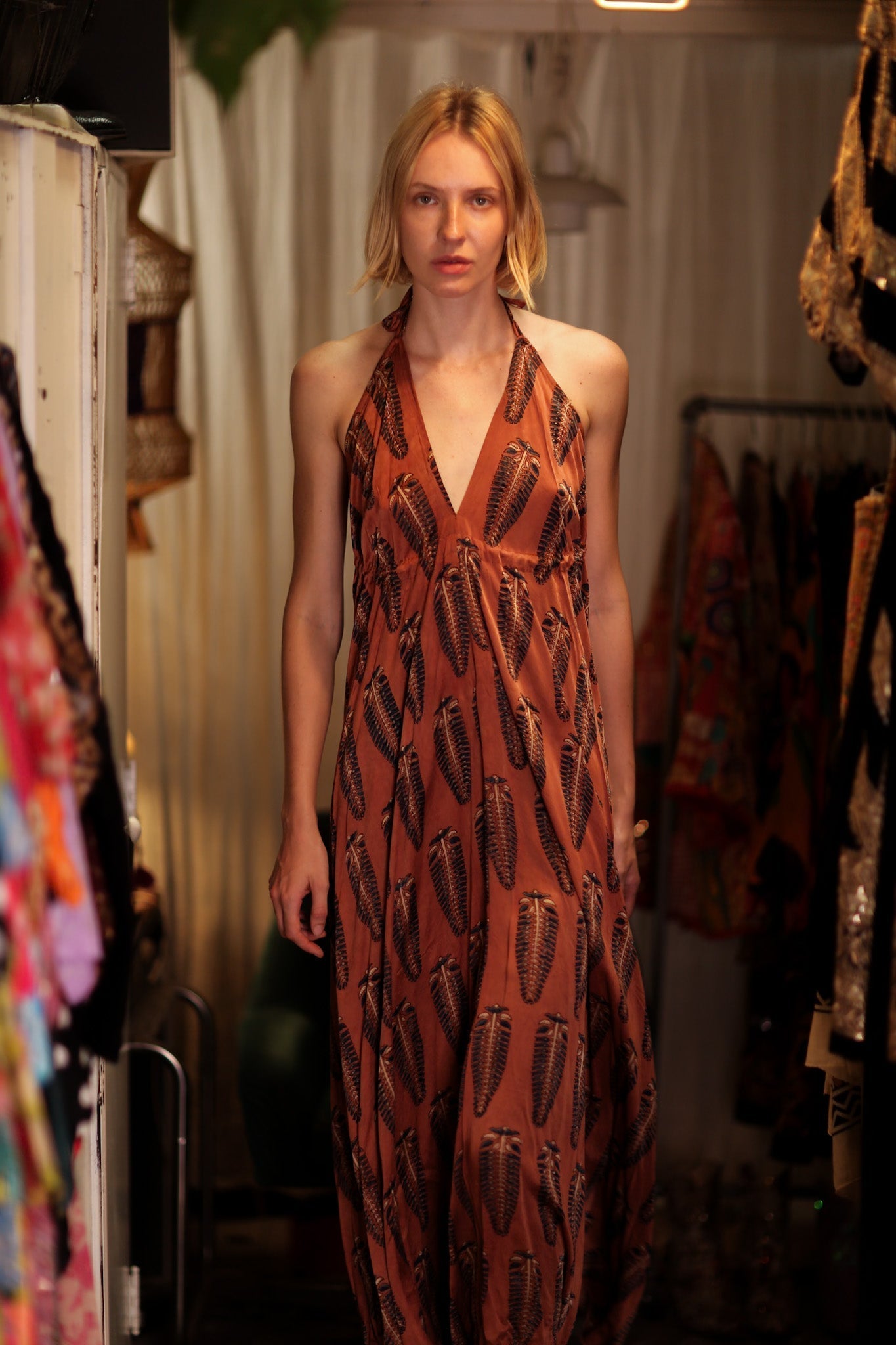 HANNAH SILK DRESS BROWN FEATHER - MOMO STUDIO BERLIN - Berlin Concept Store - sustainable & ethical fashion