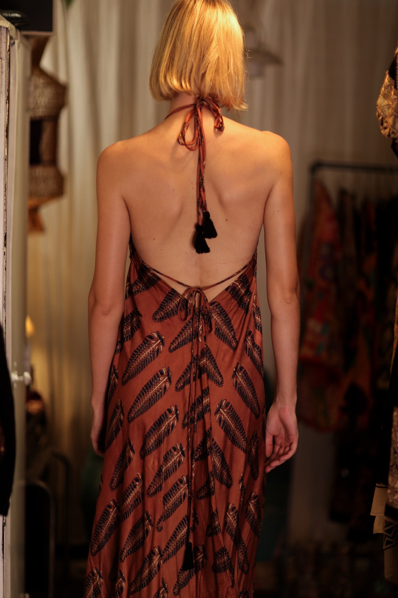 HANNAH SILK DRESS BROWN FEATHER - MOMO STUDIO BERLIN - Berlin Concept Store - sustainable & ethical fashion